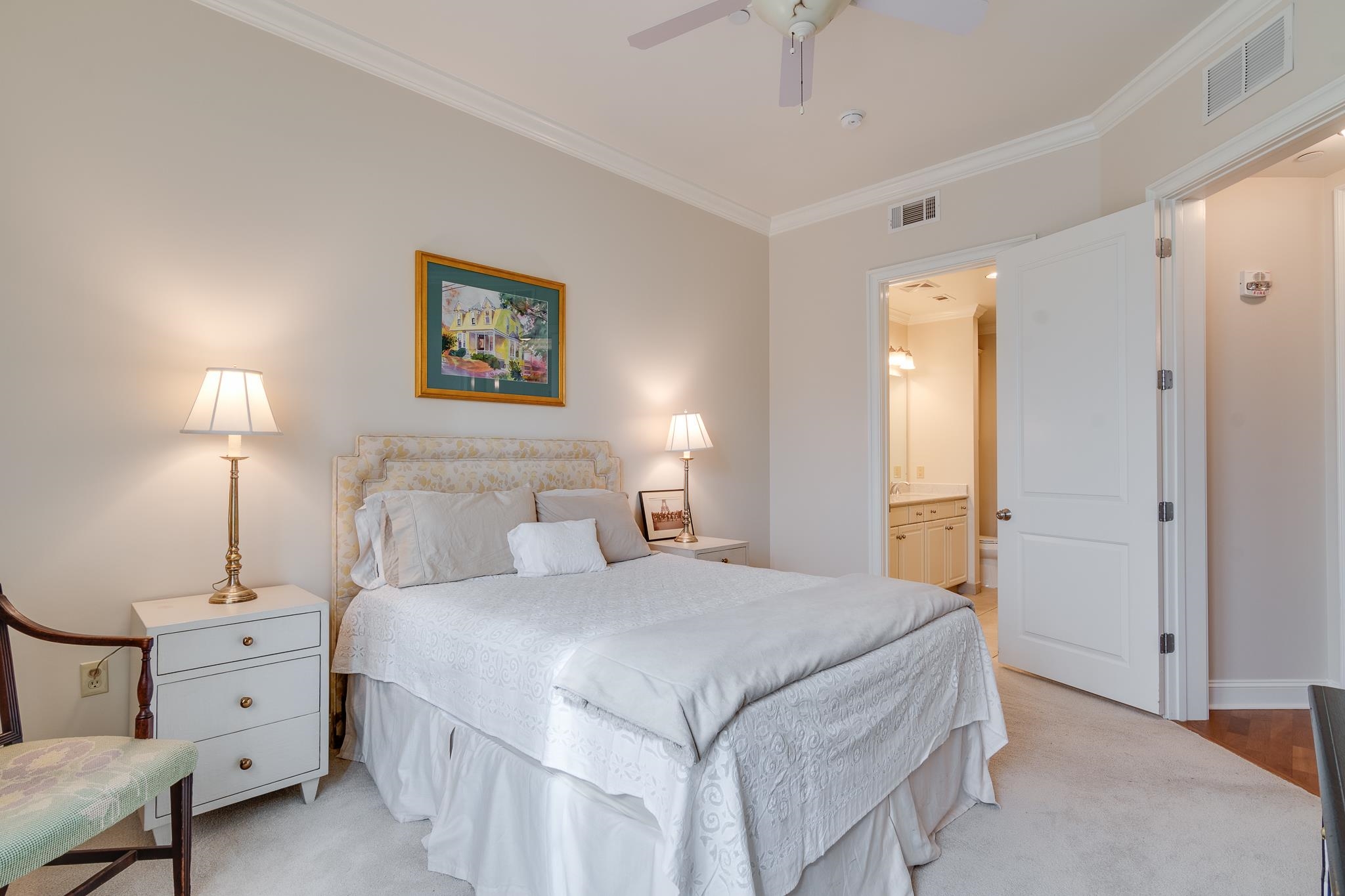 591 LEXINGTON CLUB CT Unit: 203