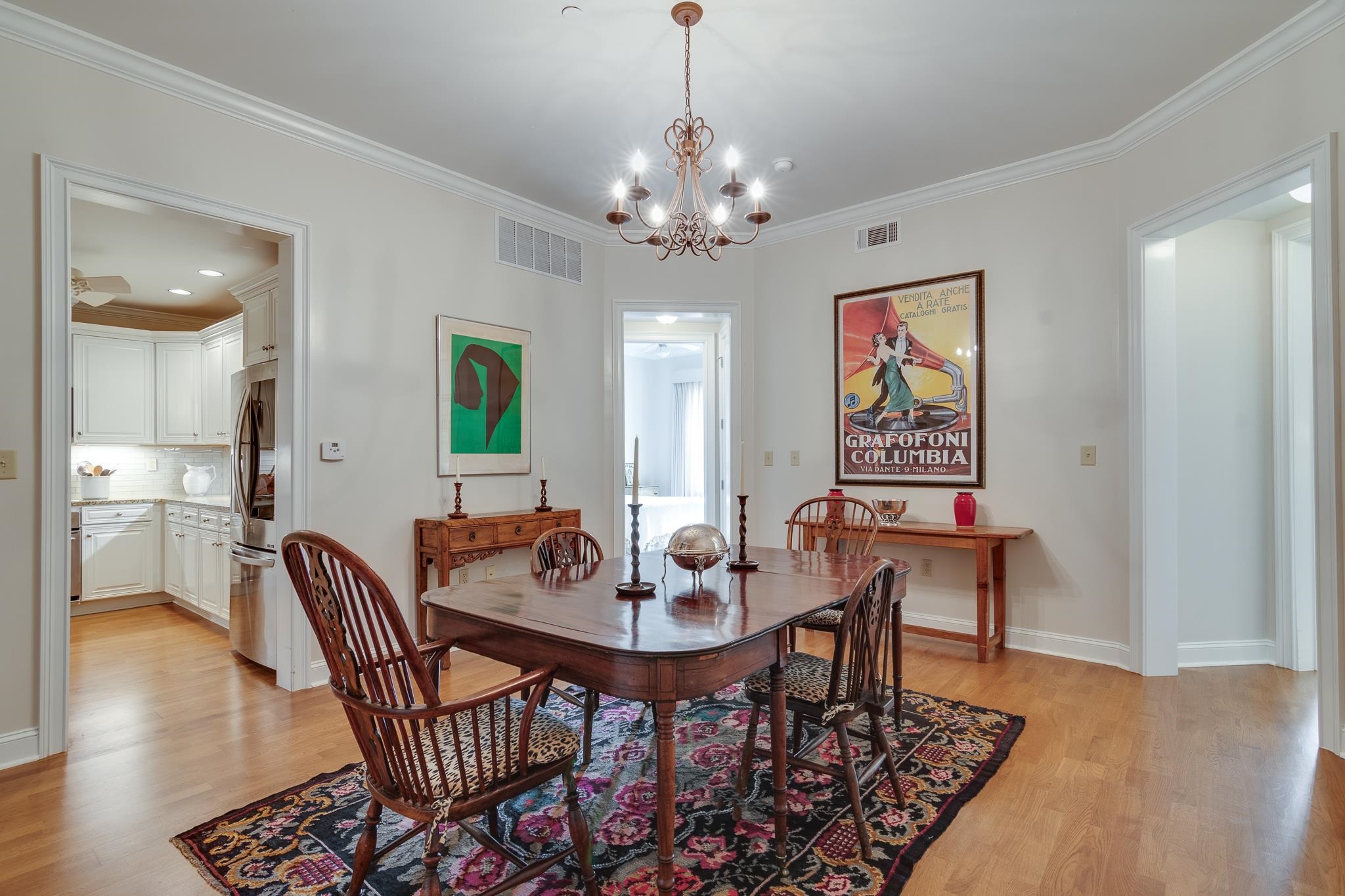 591 LEXINGTON CLUB CT Unit: 203