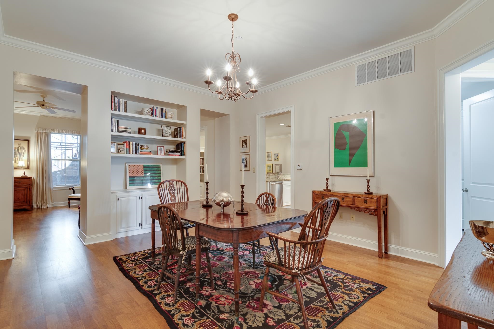 591 LEXINGTON CLUB CT Unit: 203