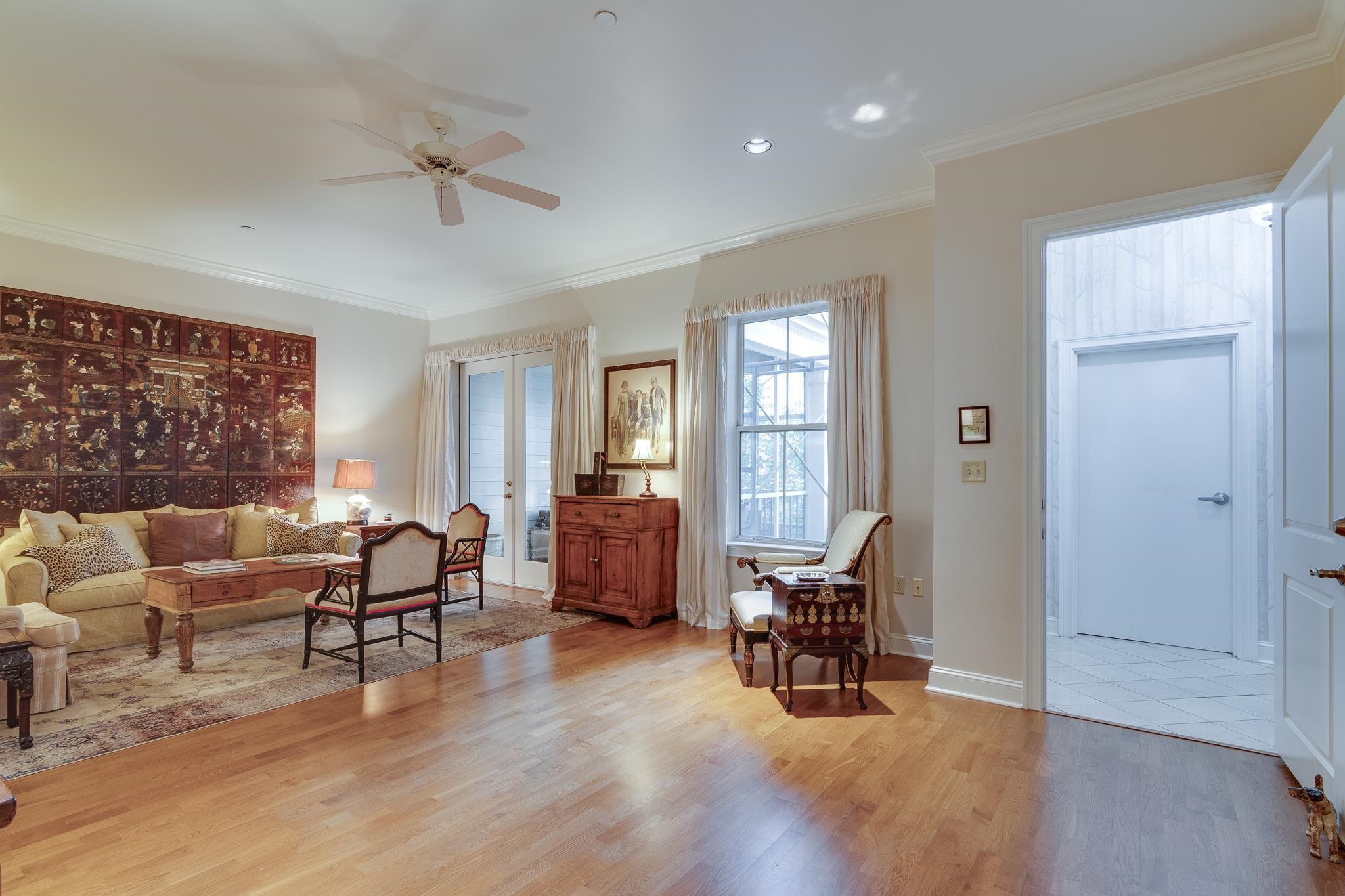 591 LEXINGTON CLUB CT Unit: 203