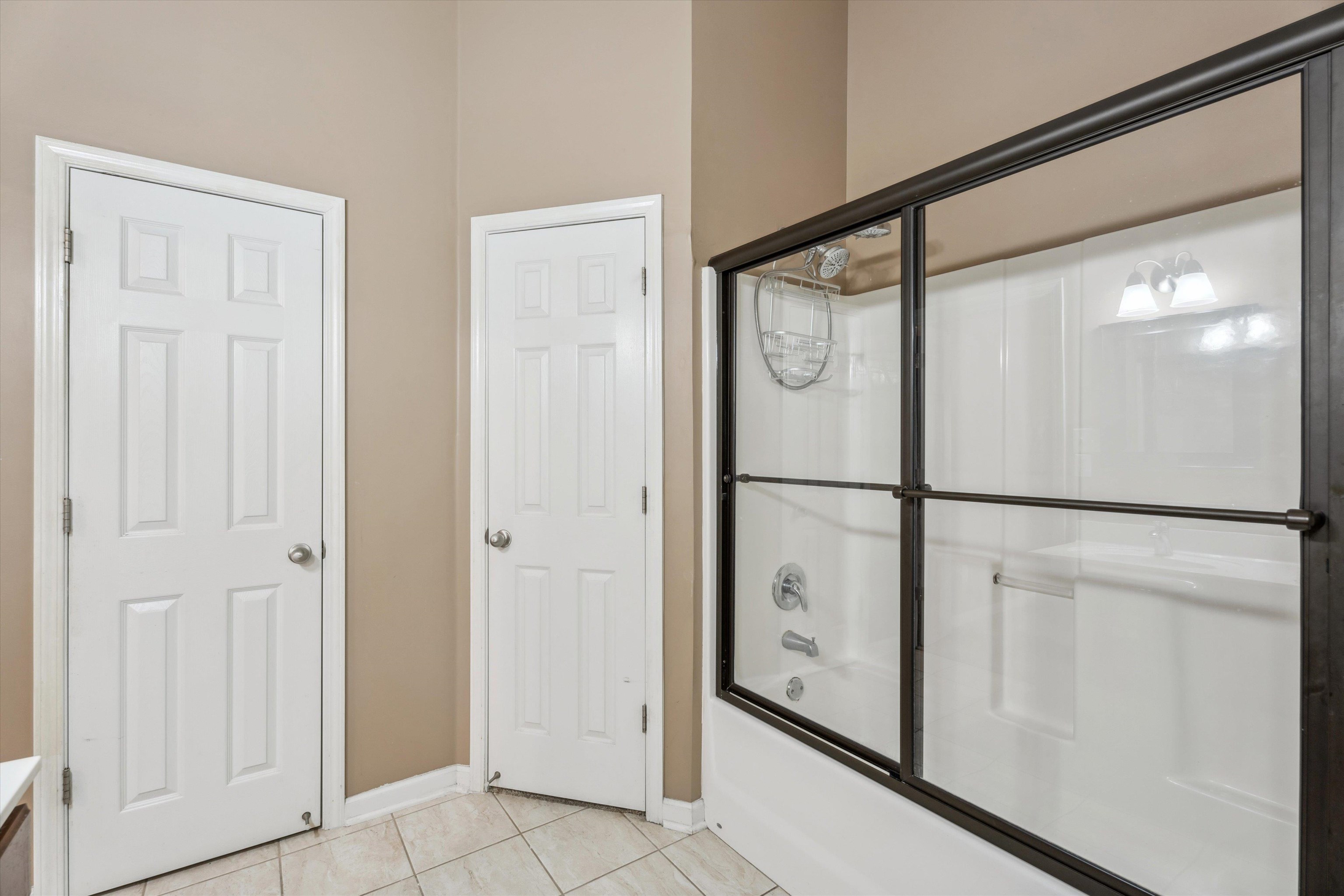 1332 ISLAND SHORE DR