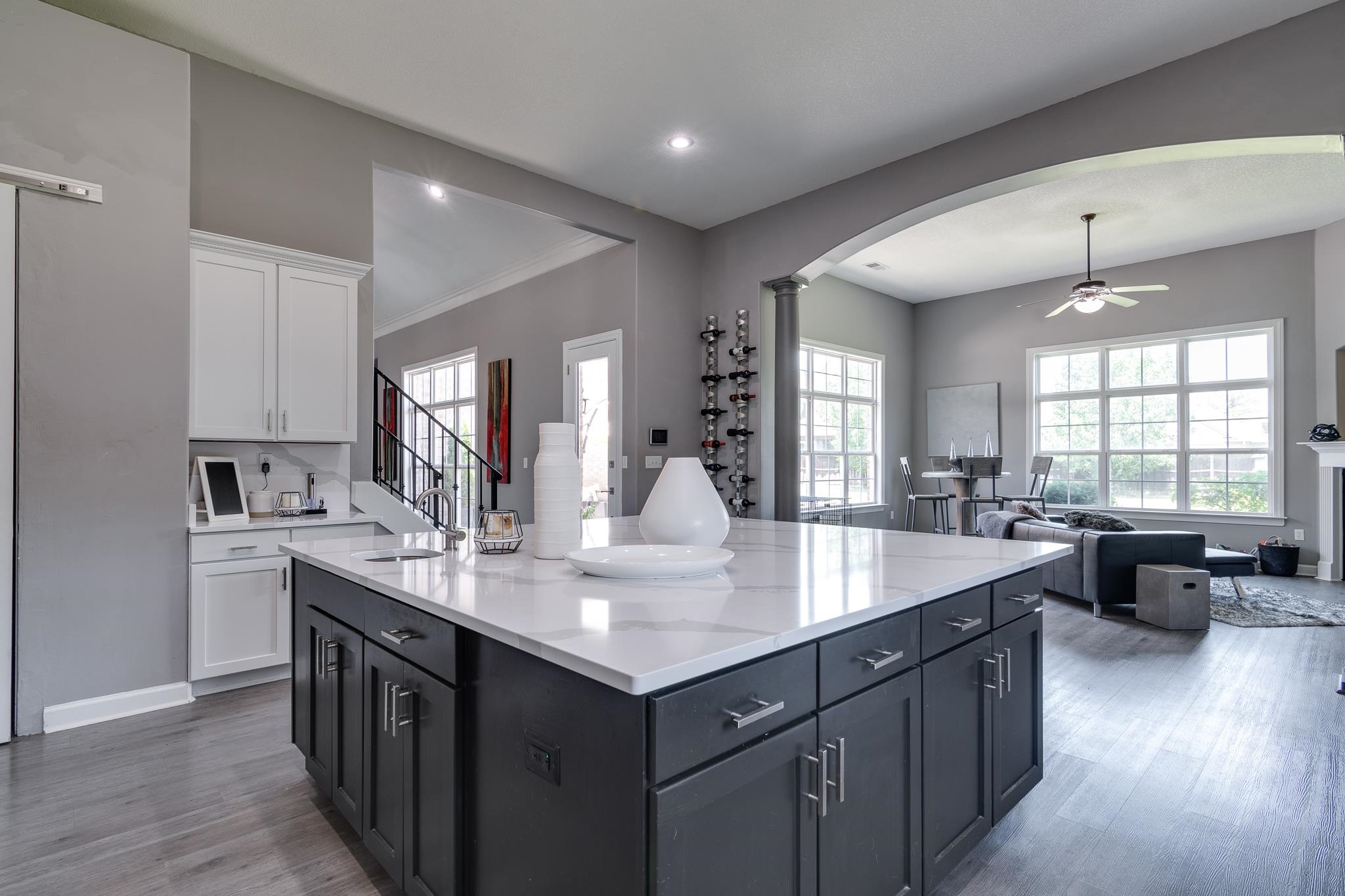 9686 GRAYS HOLLOW CV