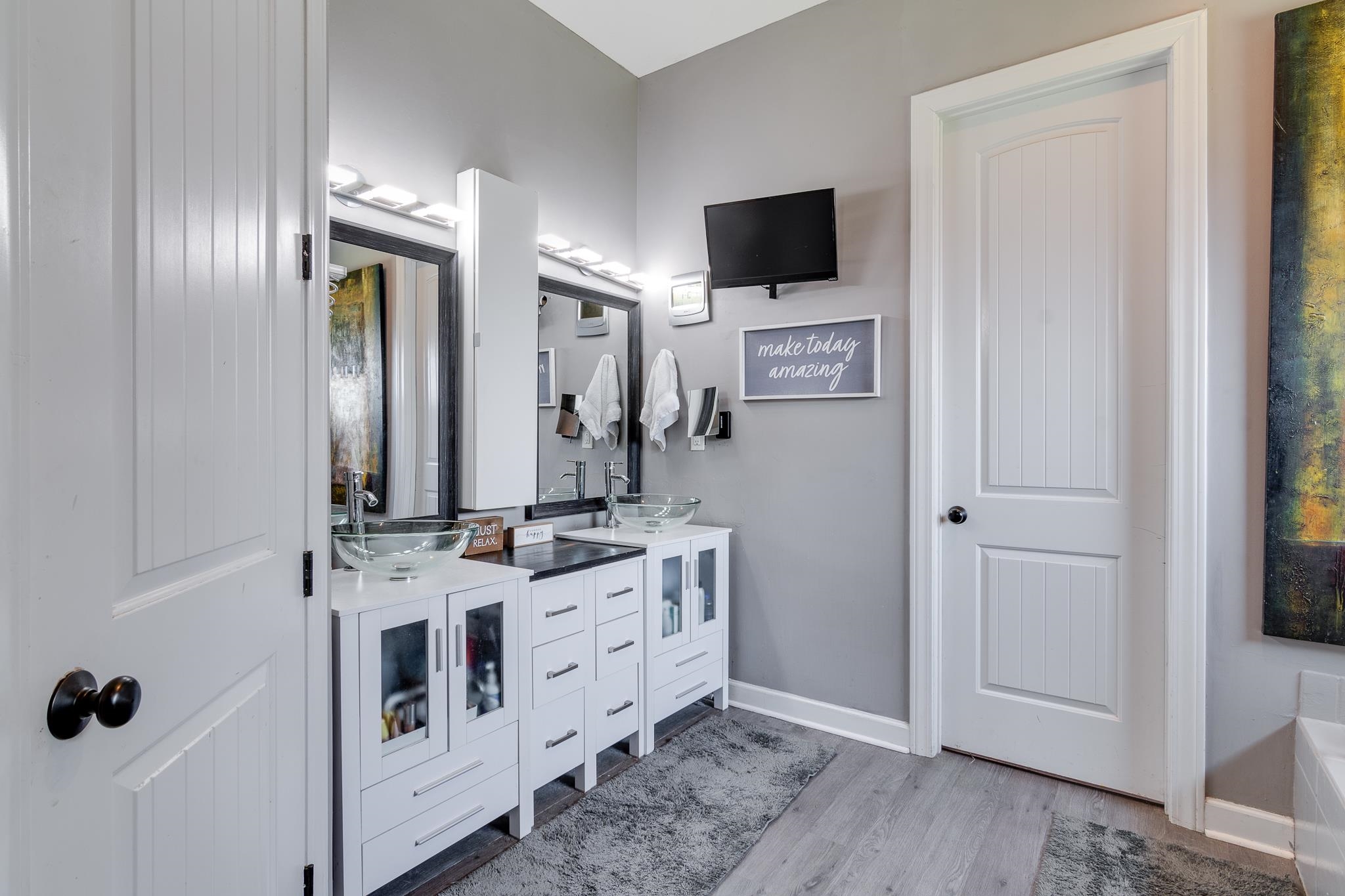 9686 GRAYS HOLLOW CV