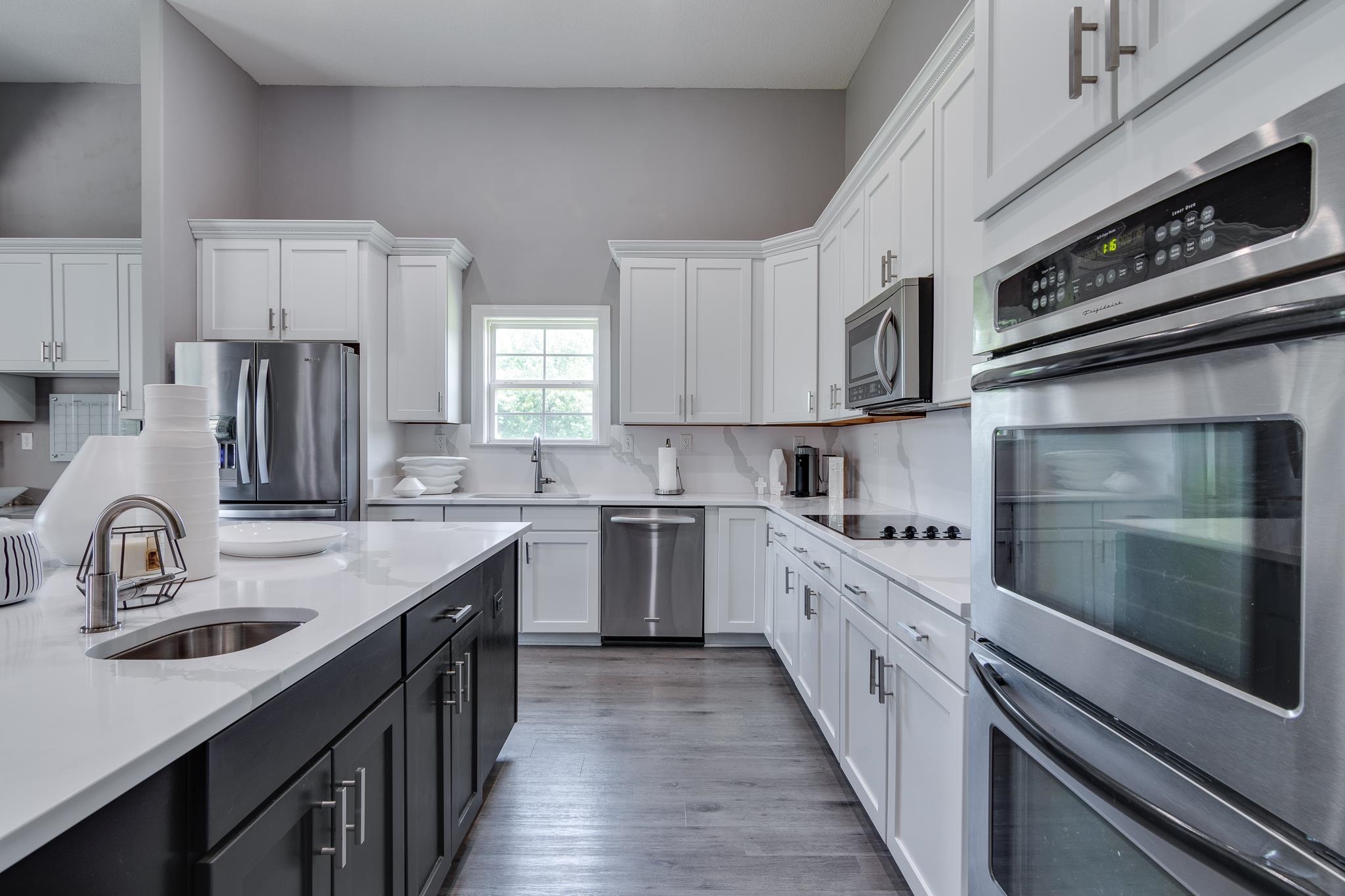 9686 GRAYS HOLLOW CV