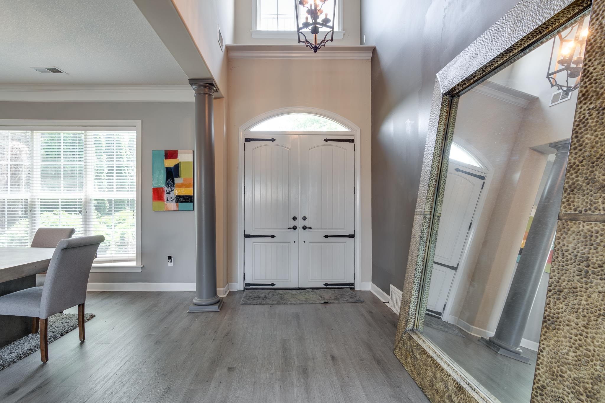 9686 GRAYS HOLLOW CV