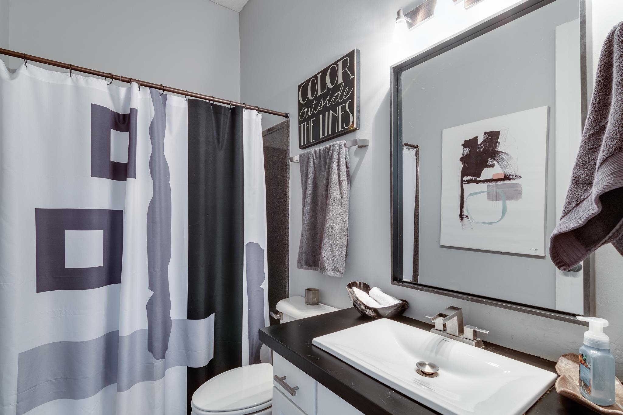 9686 GRAYS HOLLOW CV