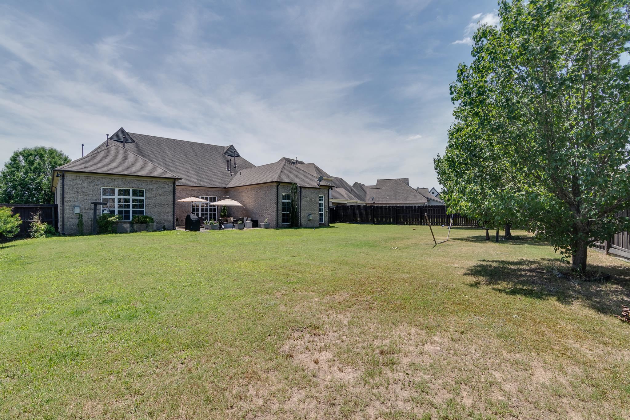 9686 GRAYS HOLLOW CV