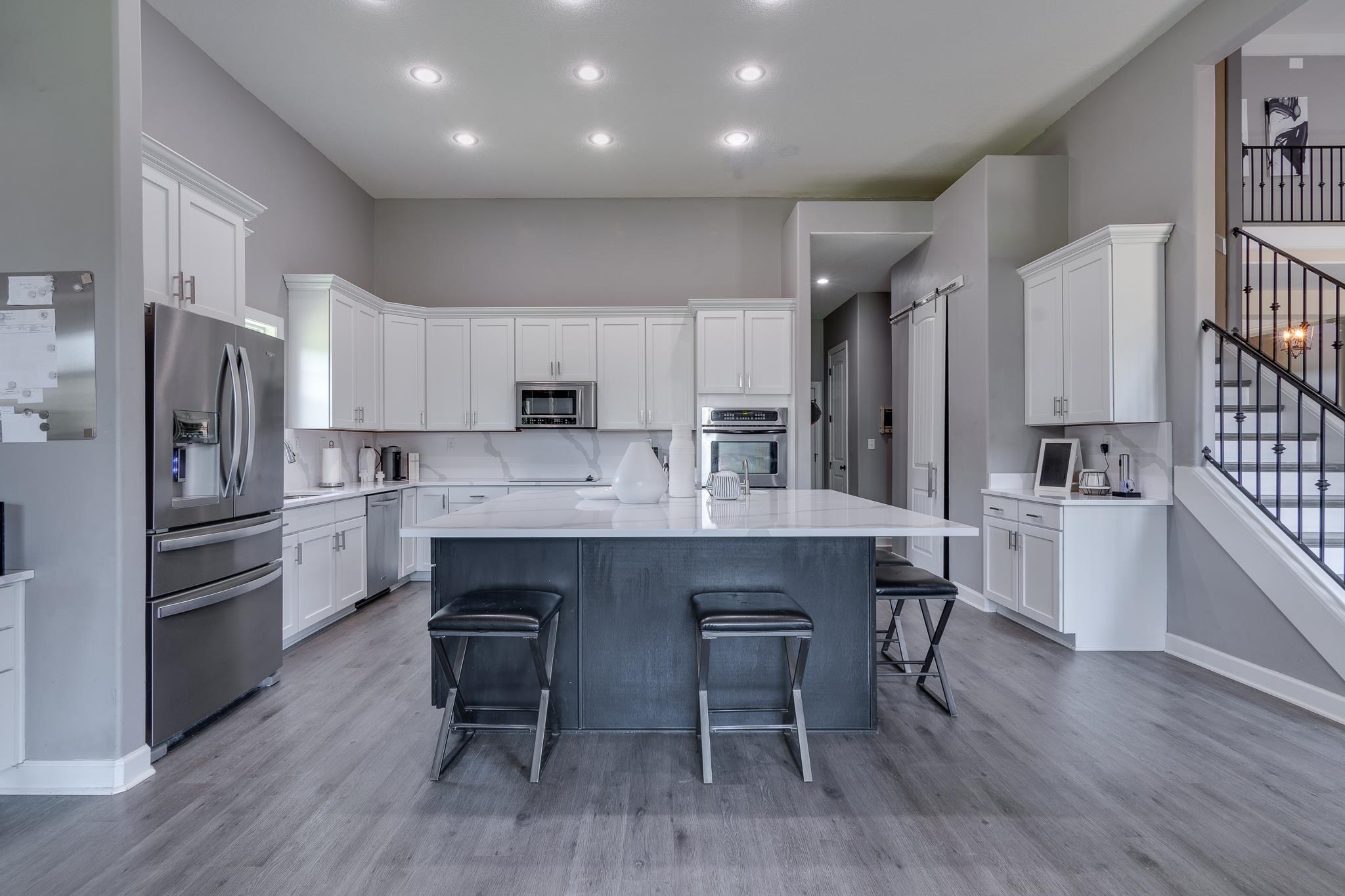 9686 GRAYS HOLLOW CV