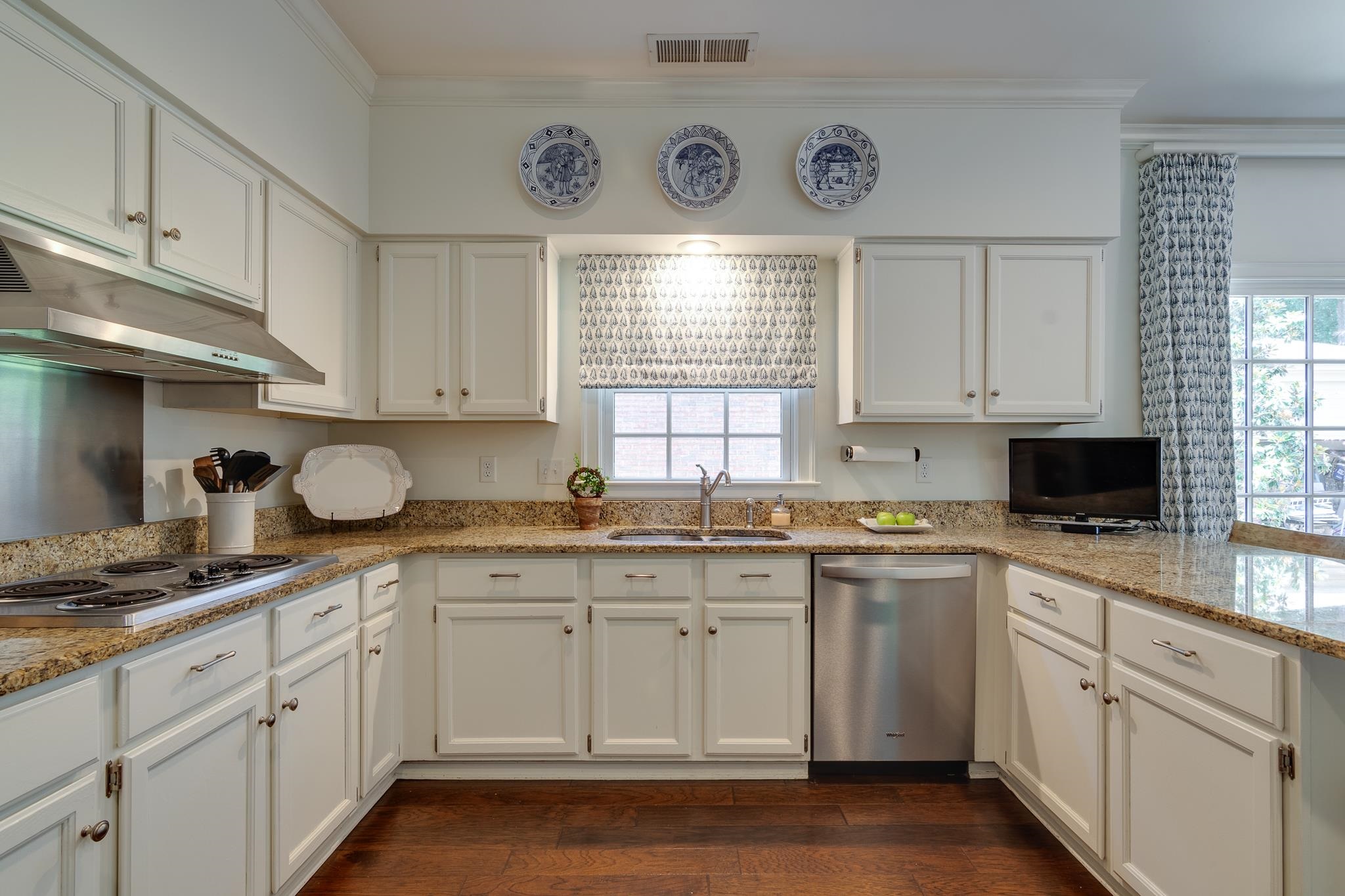 244 BREMINGTON PLACE DR