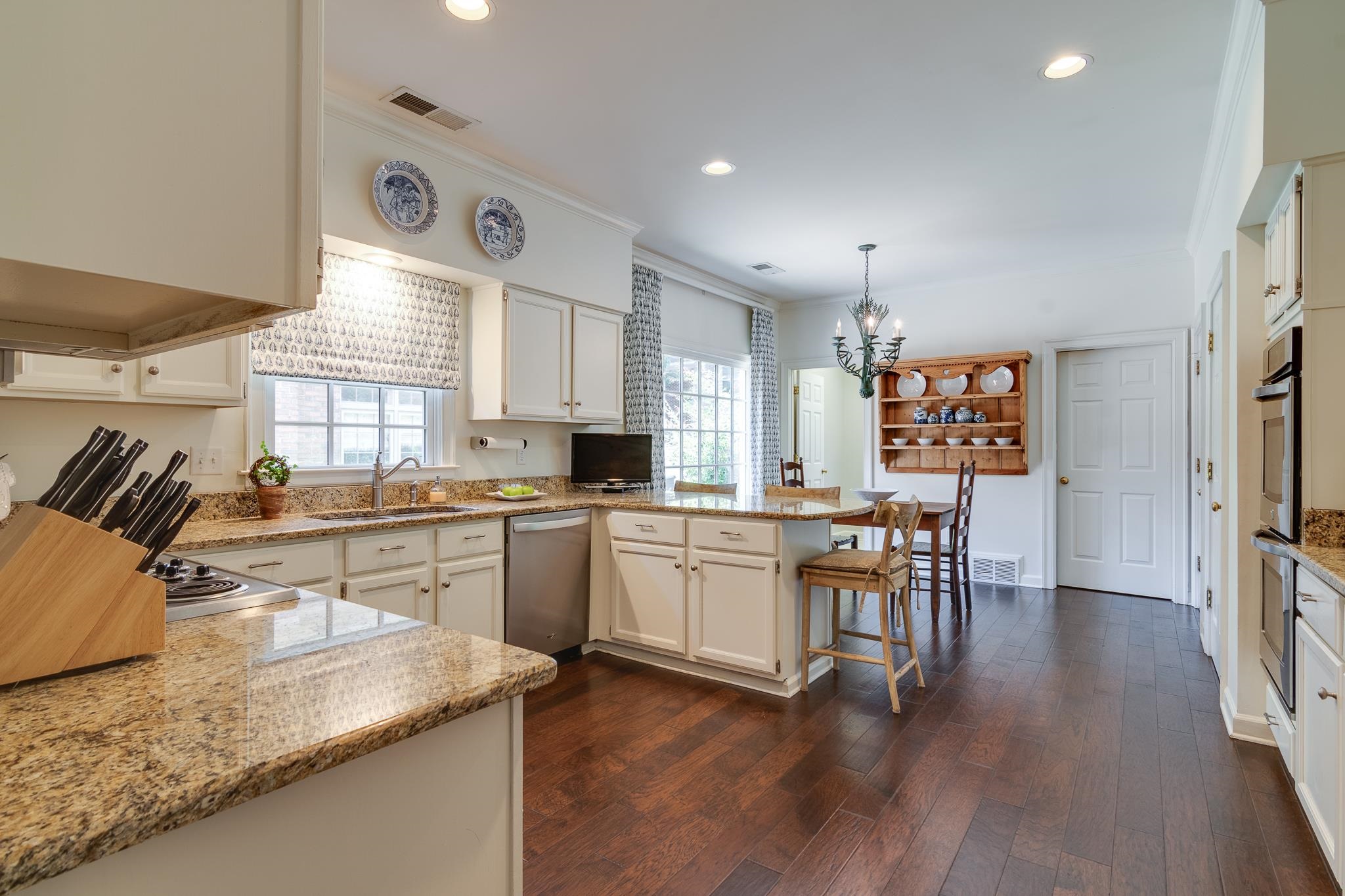 244 BREMINGTON PLACE DR