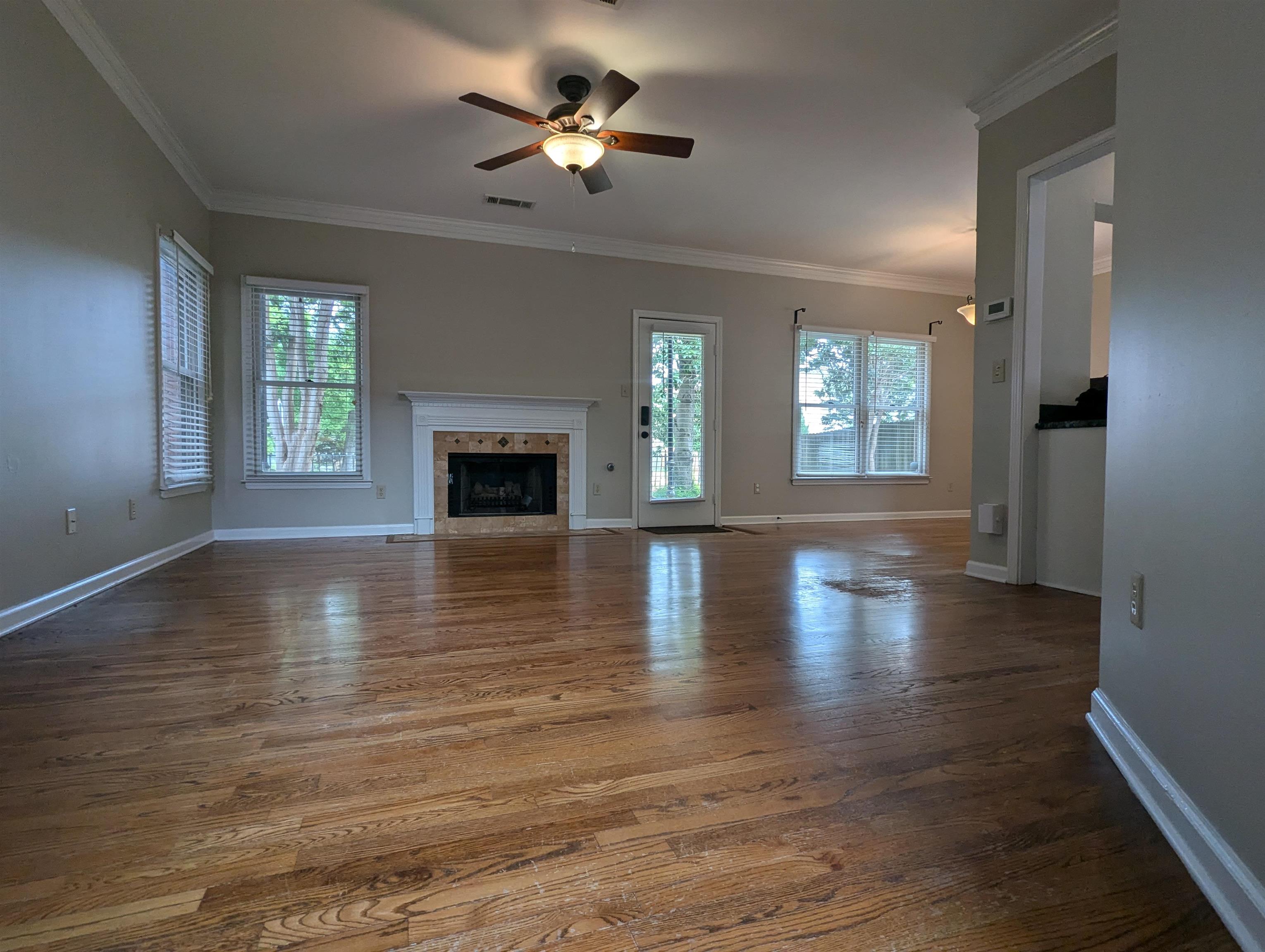 150 RIVERWALK PL