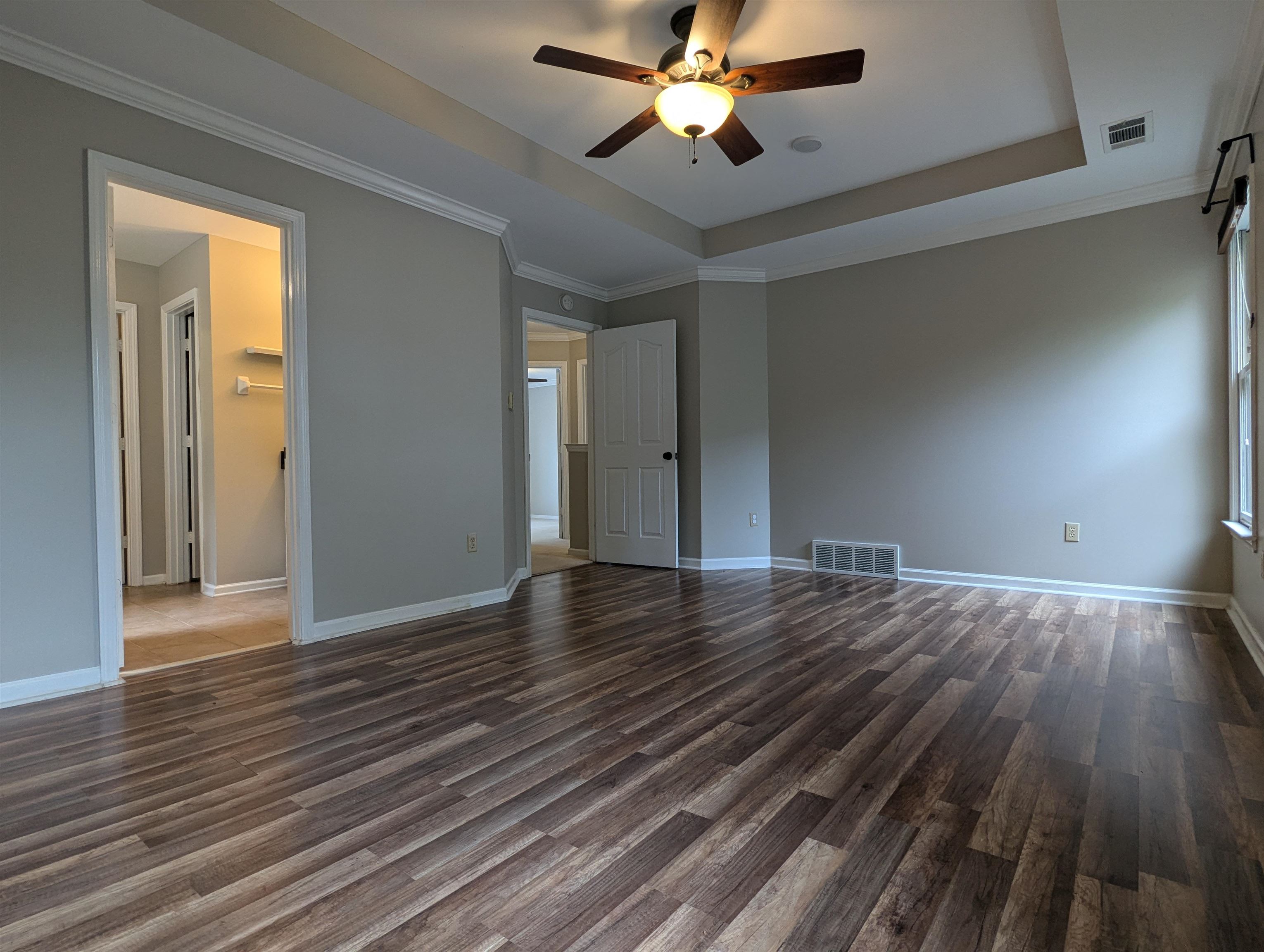 150 RIVERWALK PL