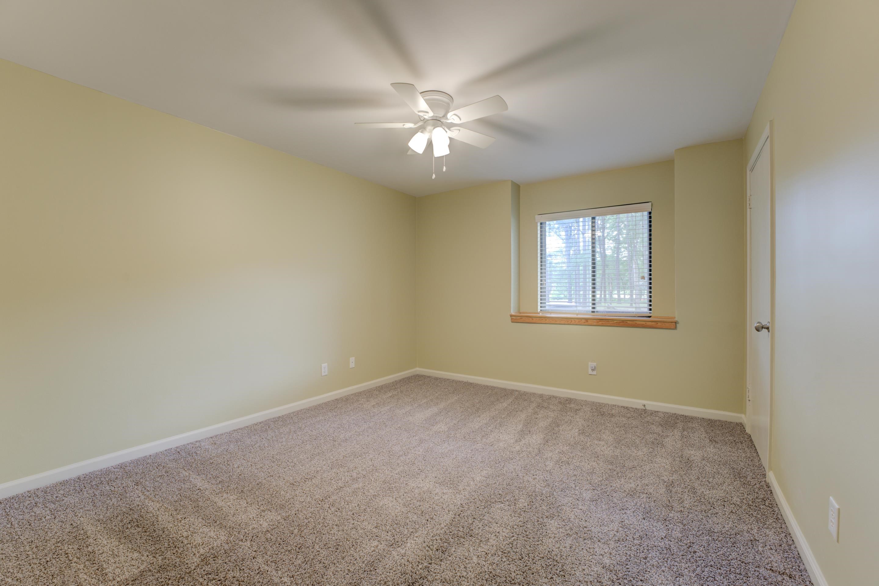 1847 GRAY RIDGE CV Unit: 1