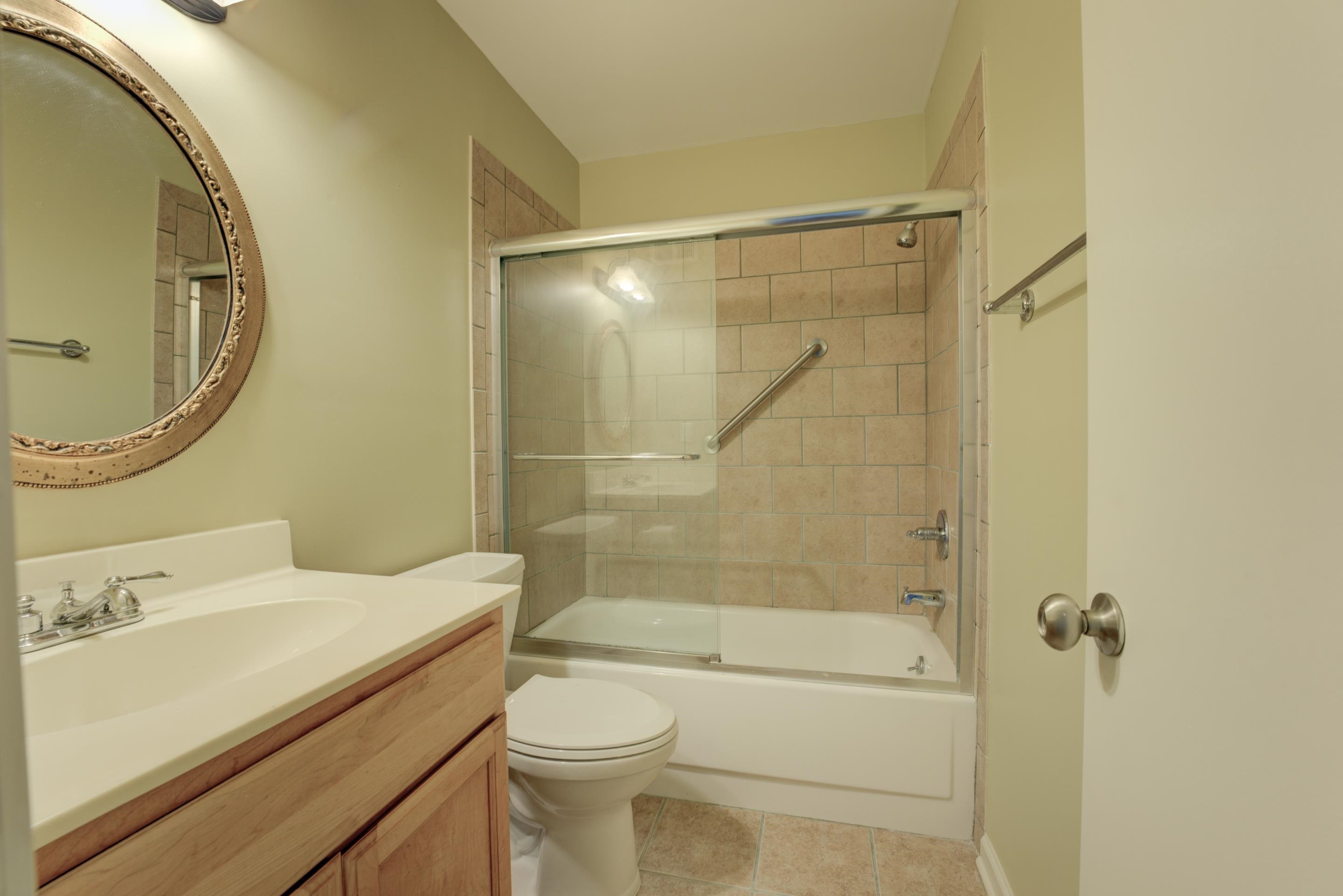 1847 GRAY RIDGE CV Unit: 1