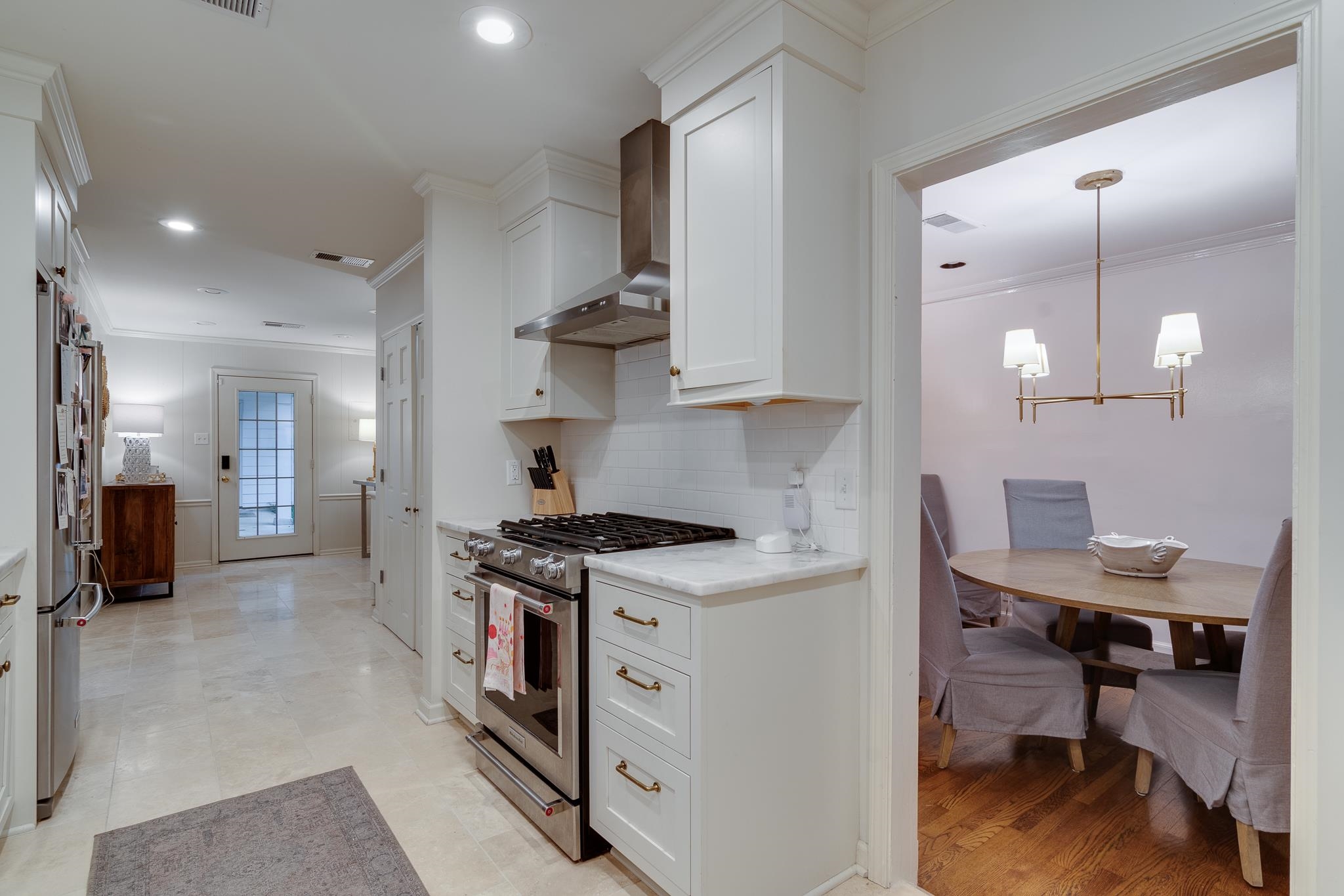 3568 HIGHLAND PARK PL