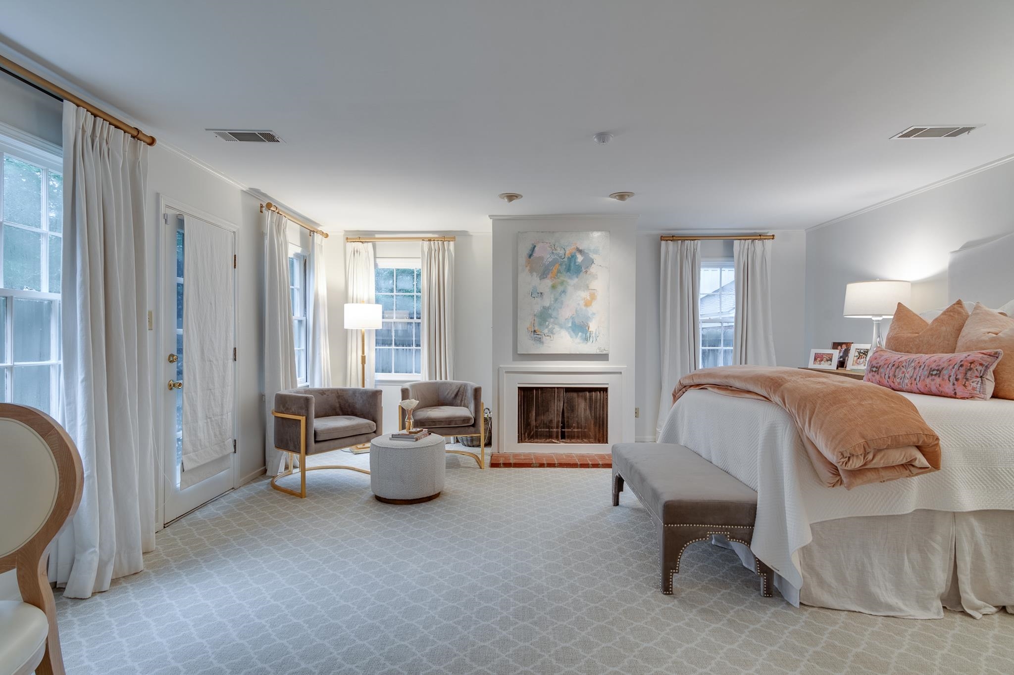 3568 HIGHLAND PARK PL