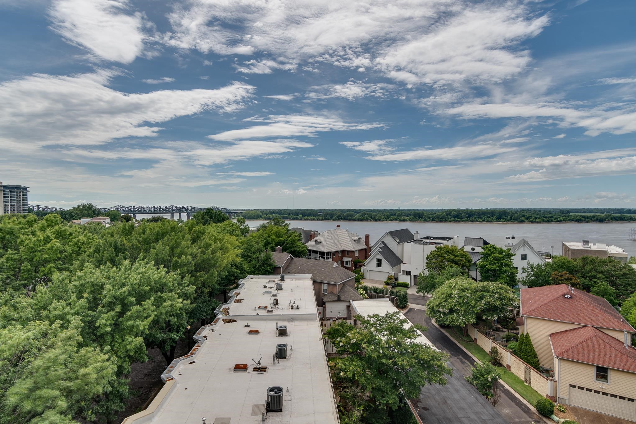 505 TENNESSEE ST Unit: 225