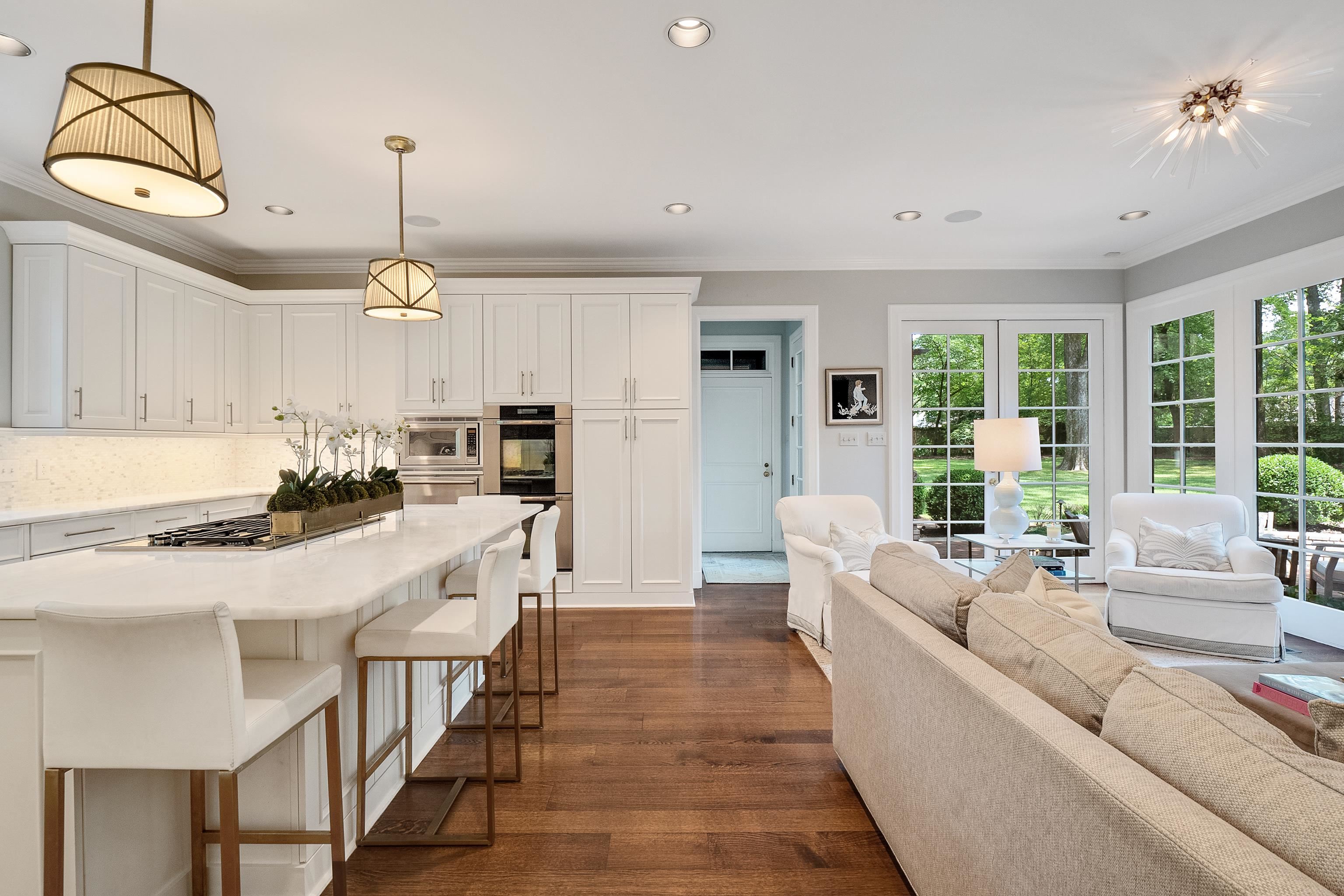 260 W CHERRY CIR