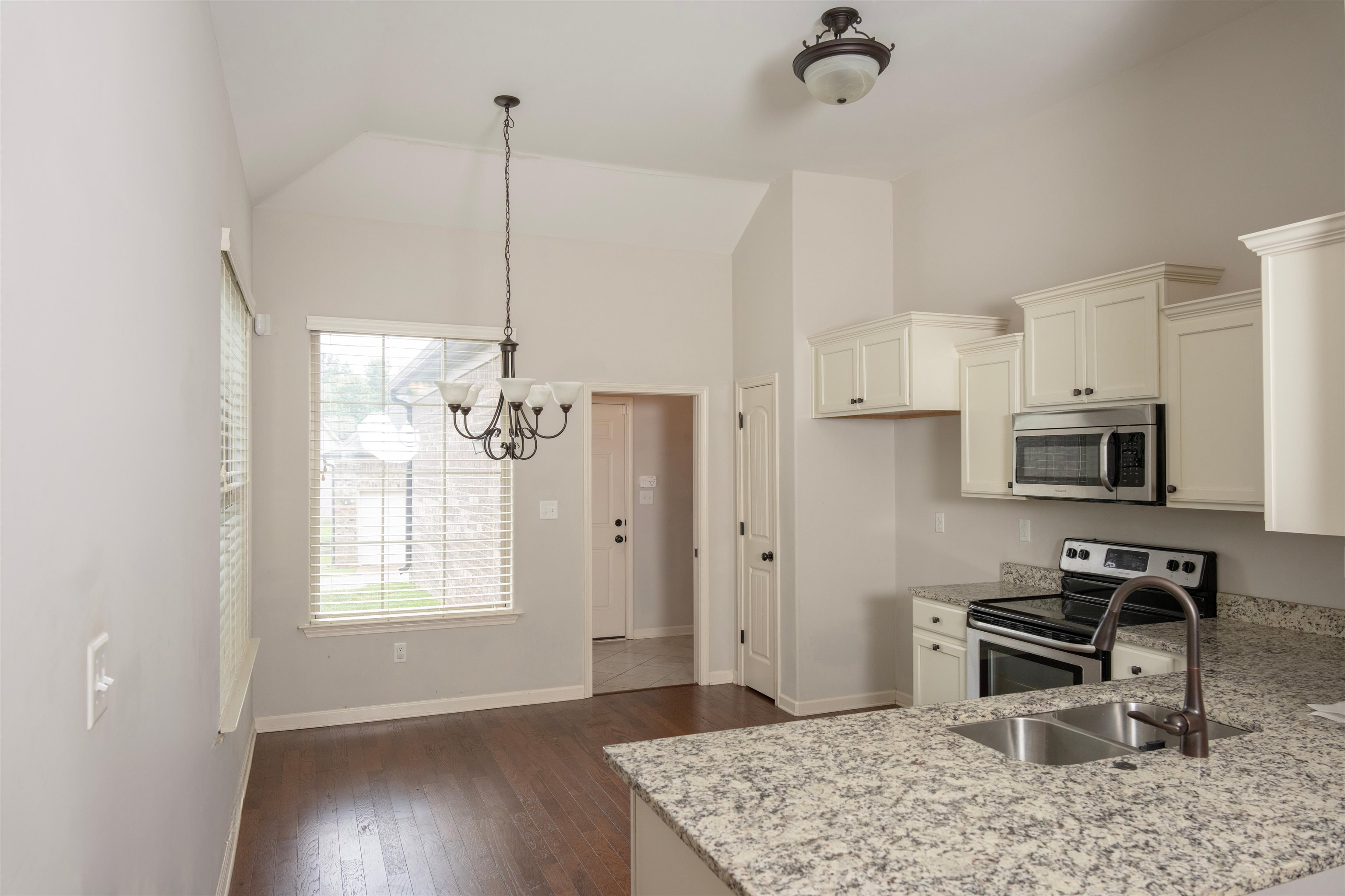 6925 RALEIGH-LAGRANGE RD