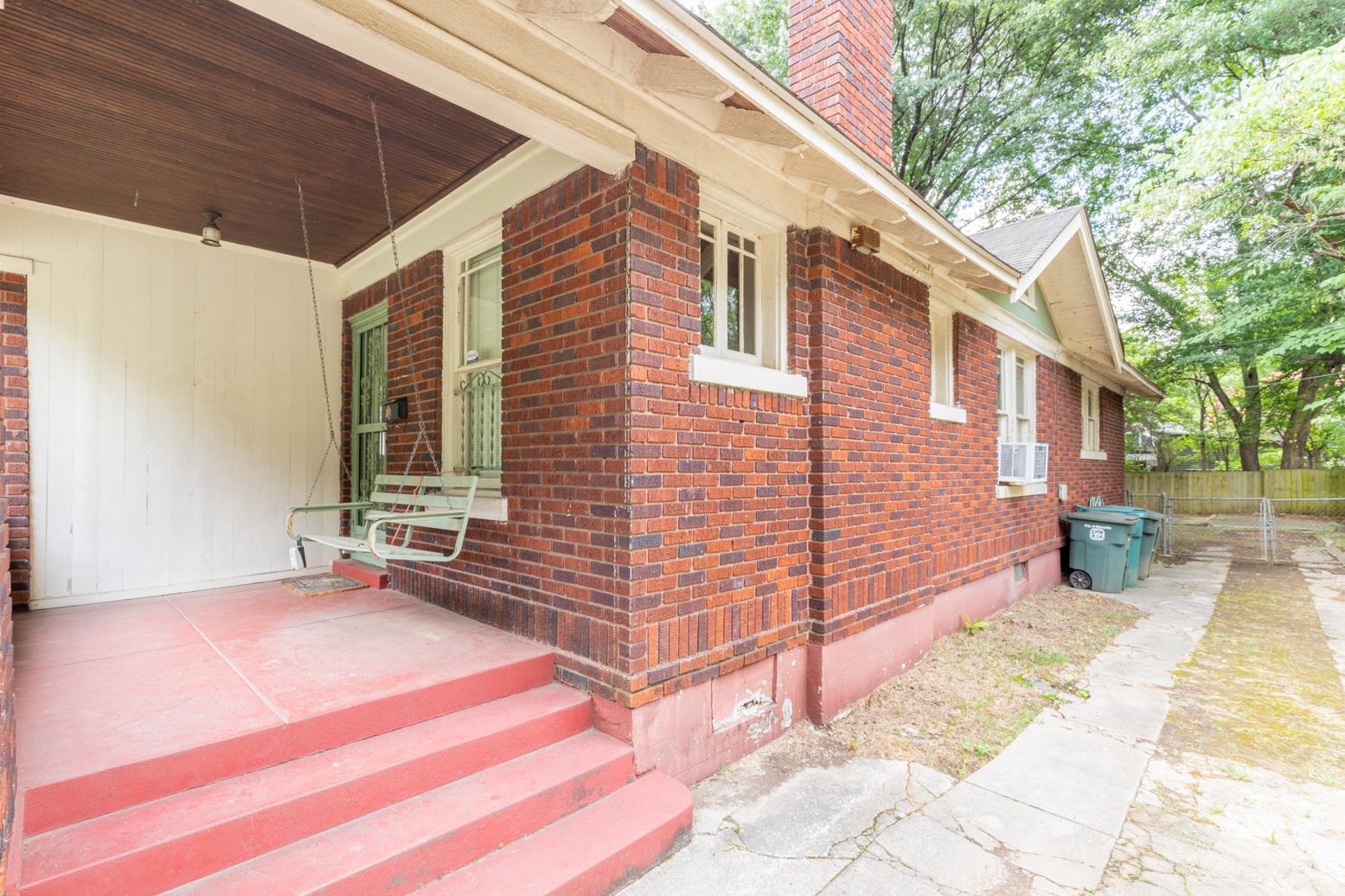 1871 MIGNON AVE