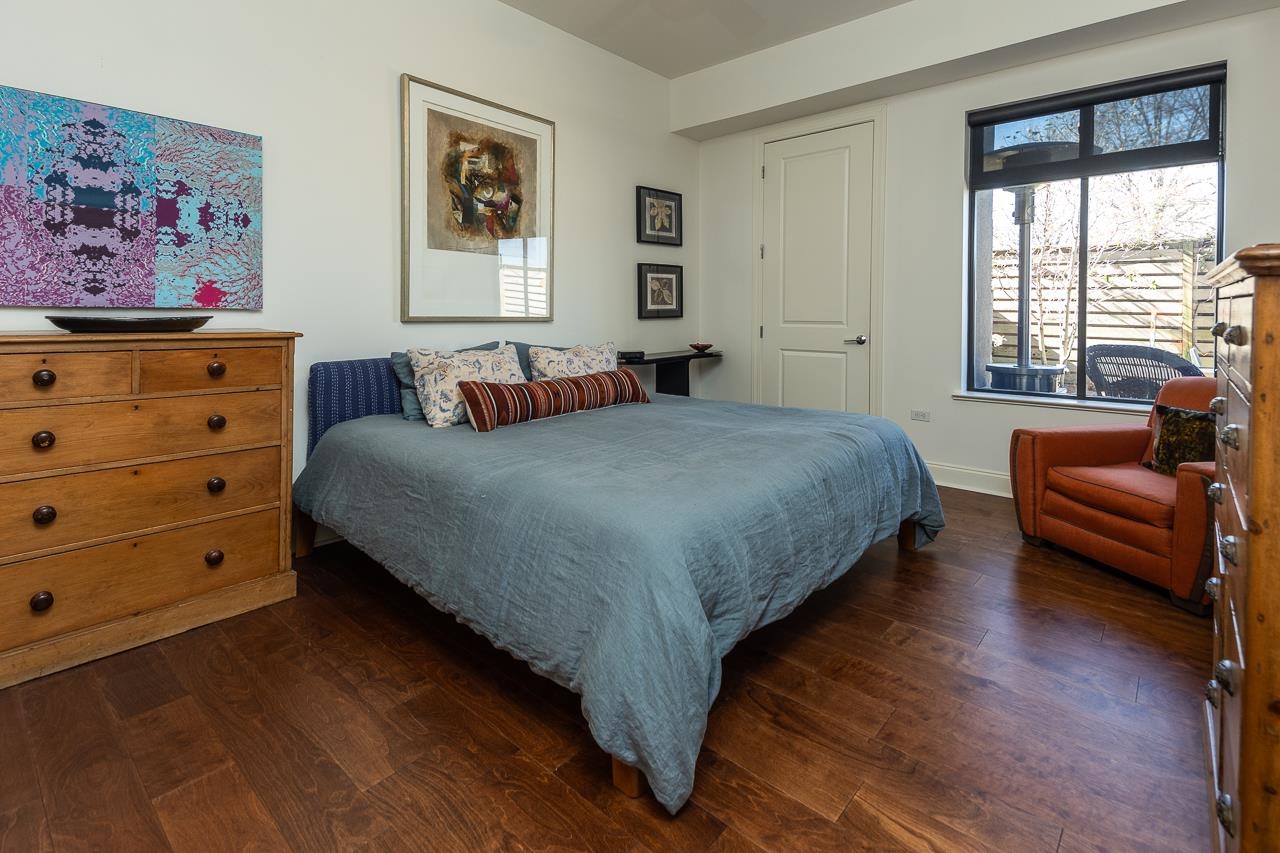 717 RIVERSIDE DR Unit: 109