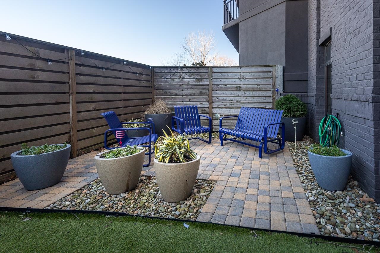 717 RIVERSIDE DR Unit: 109