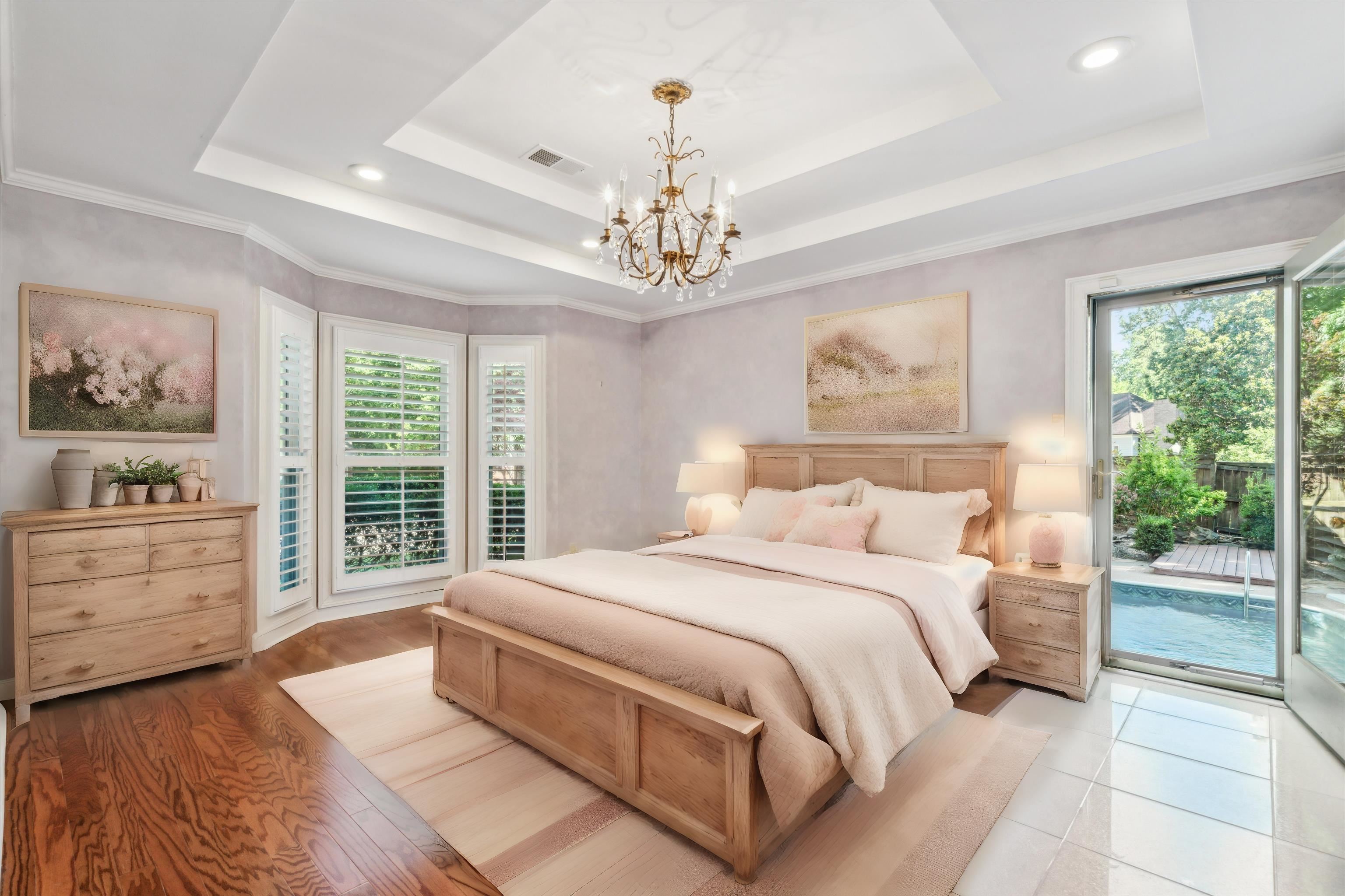 1423 E LEISURE CREST CT