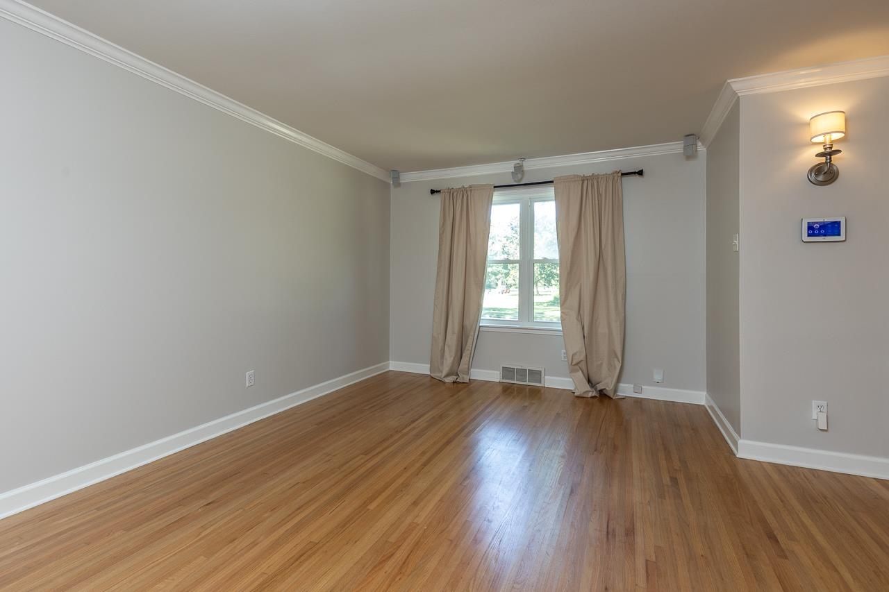 400 ROSSER RD