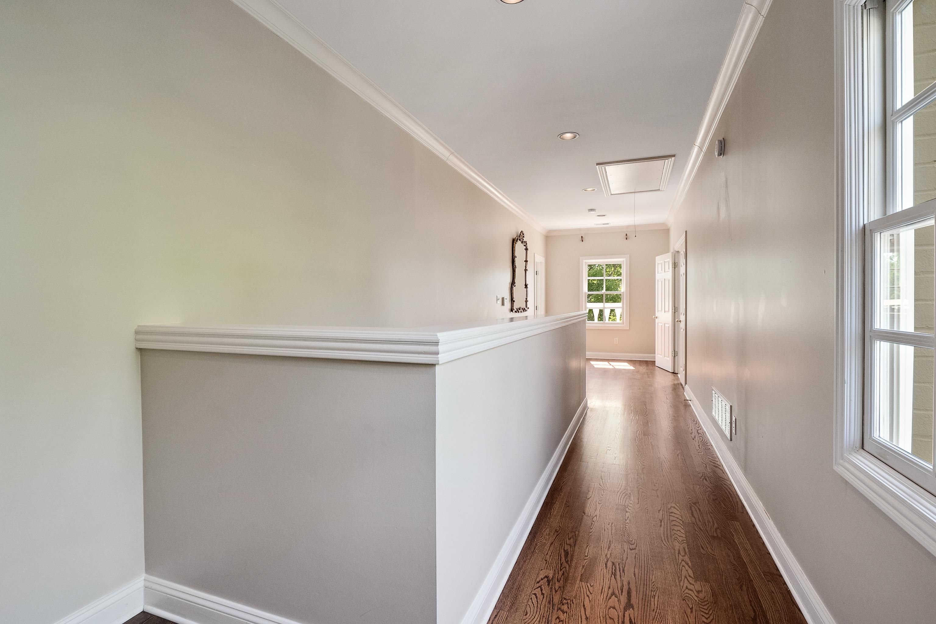 292 SCHILLING BLVD