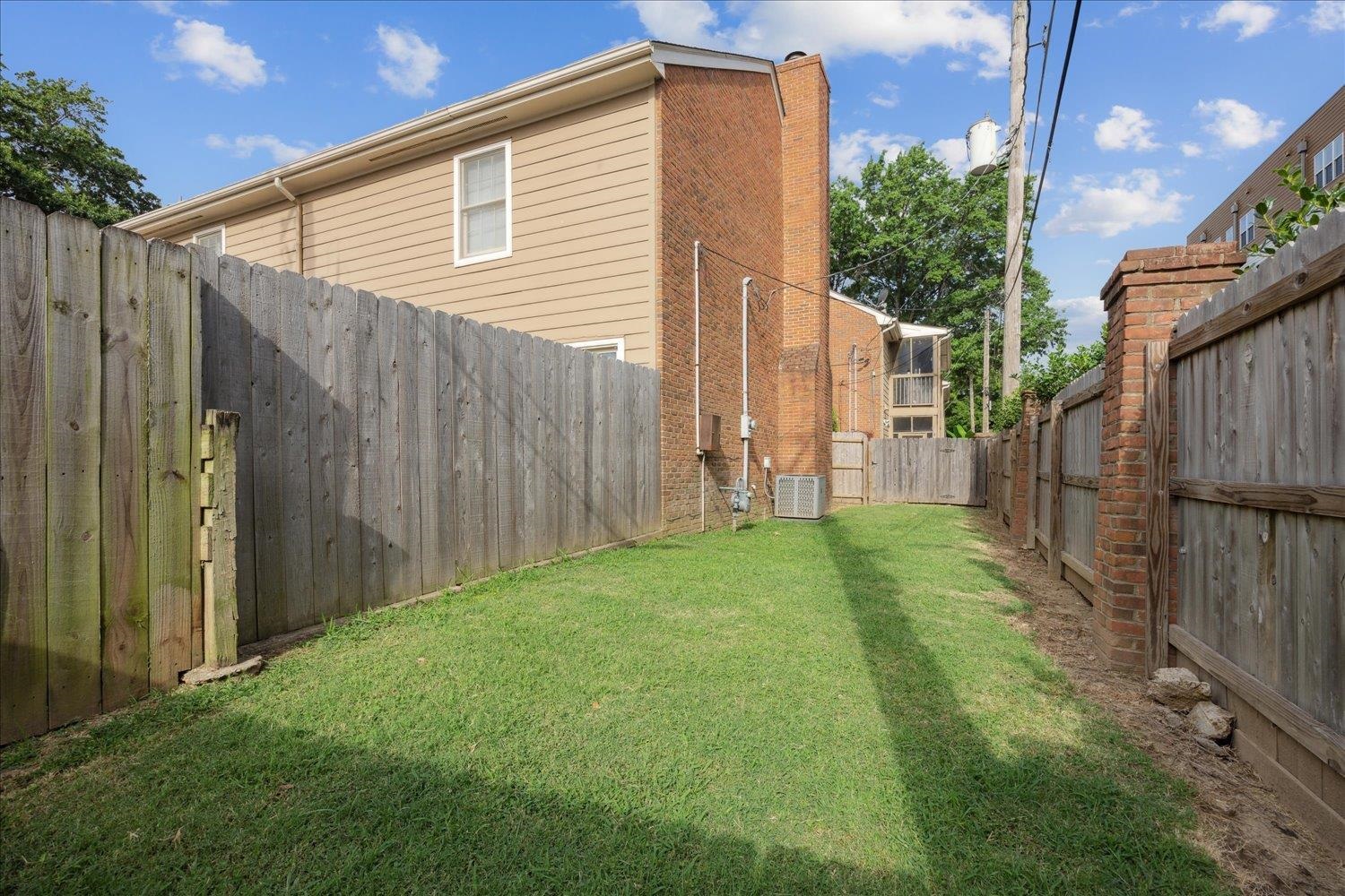 10 S IDLEWILD ST S Unit: 3