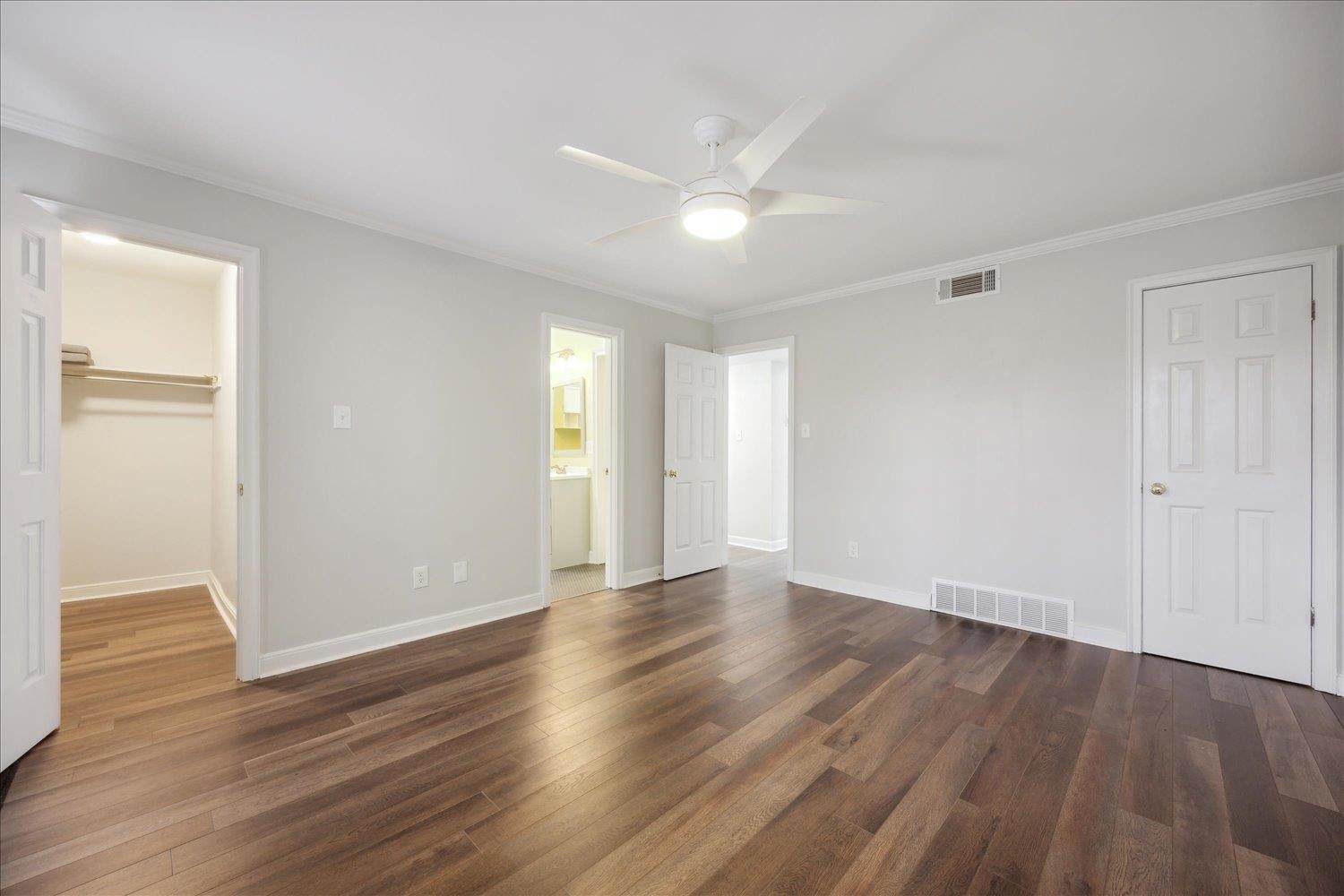 10 S IDLEWILD ST S Unit: 3