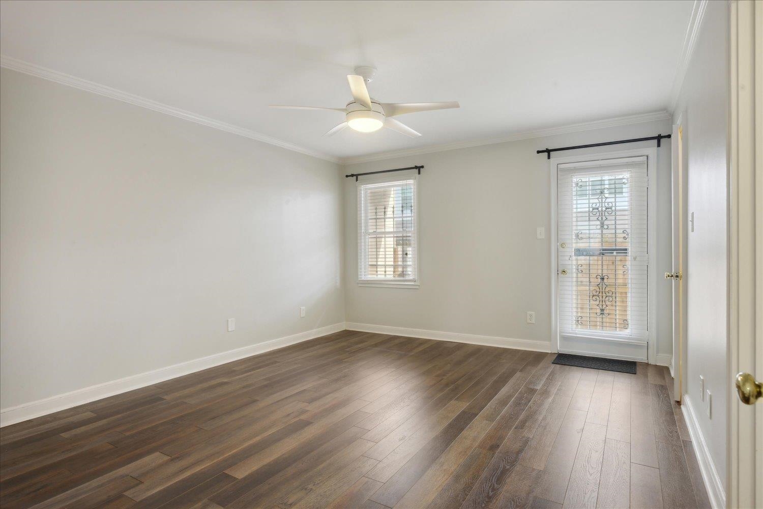 10 S IDLEWILD ST S Unit: 3