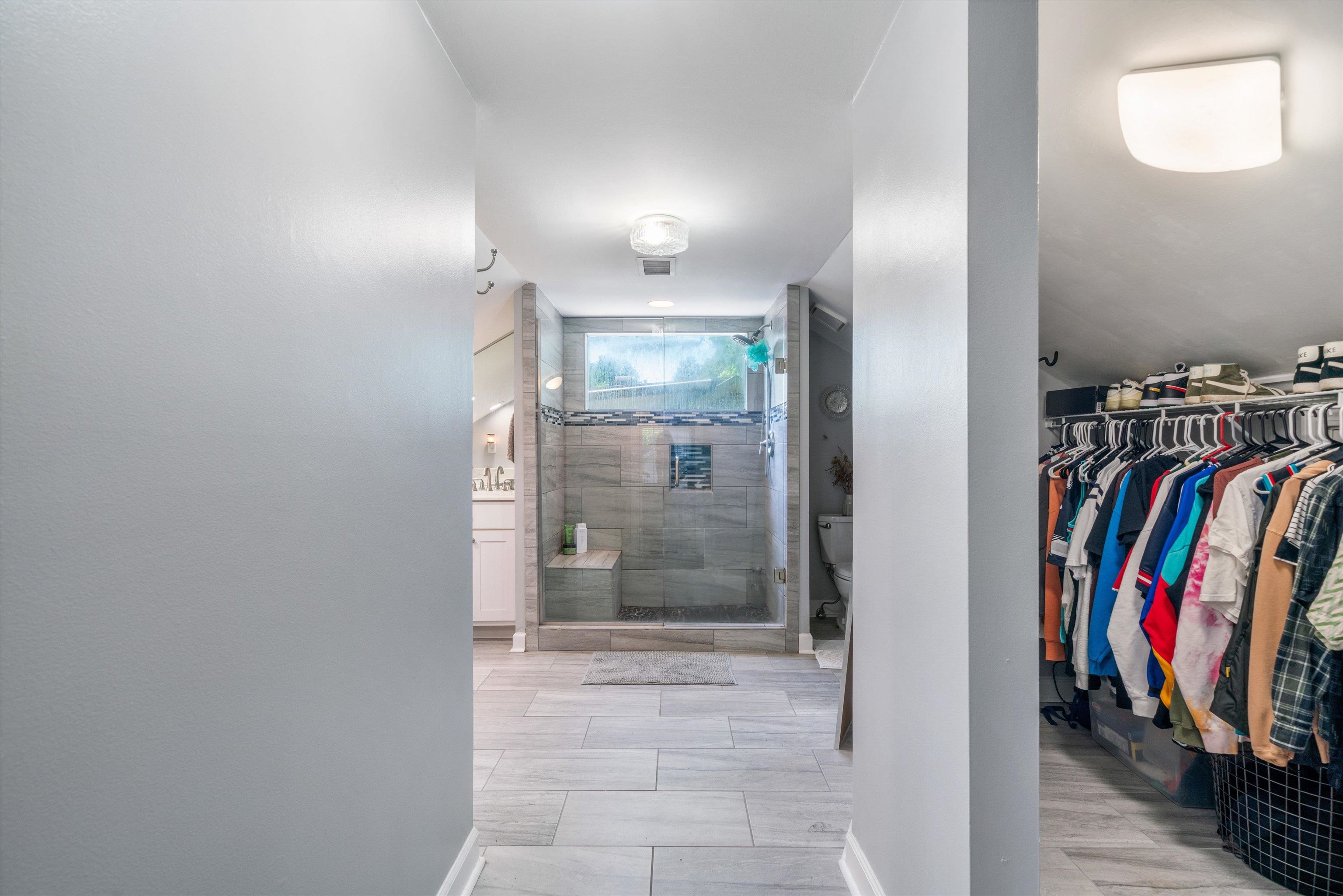 140 ALEXANDER ST