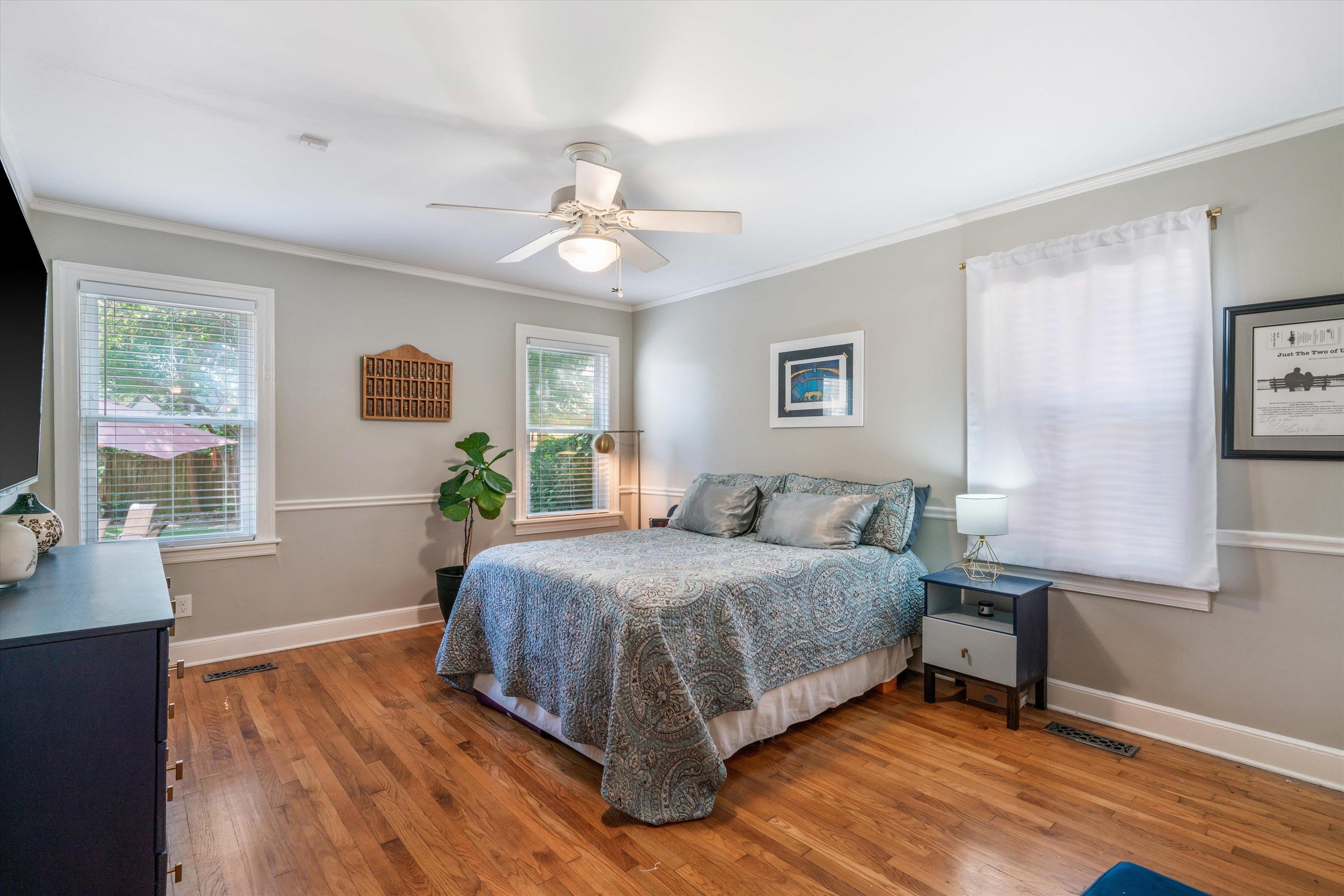 140 ALEXANDER ST