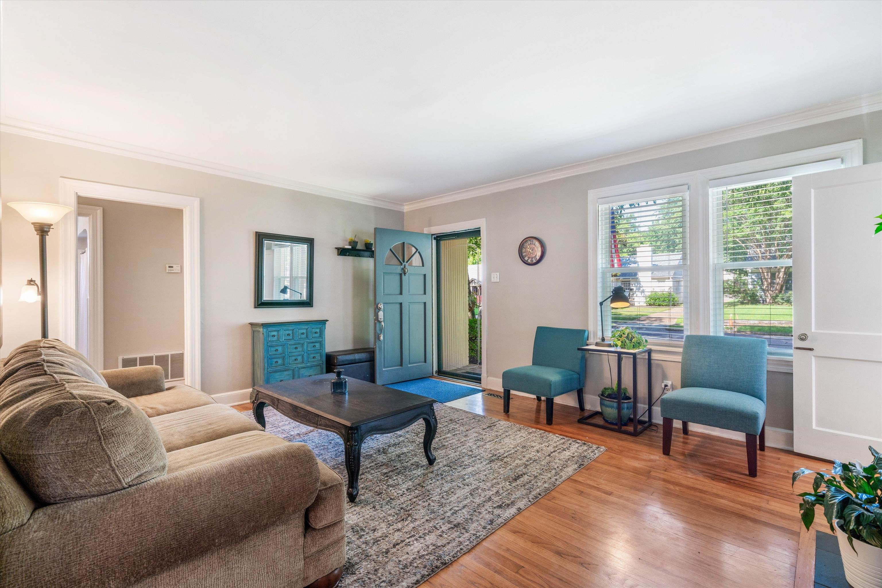 140 ALEXANDER ST