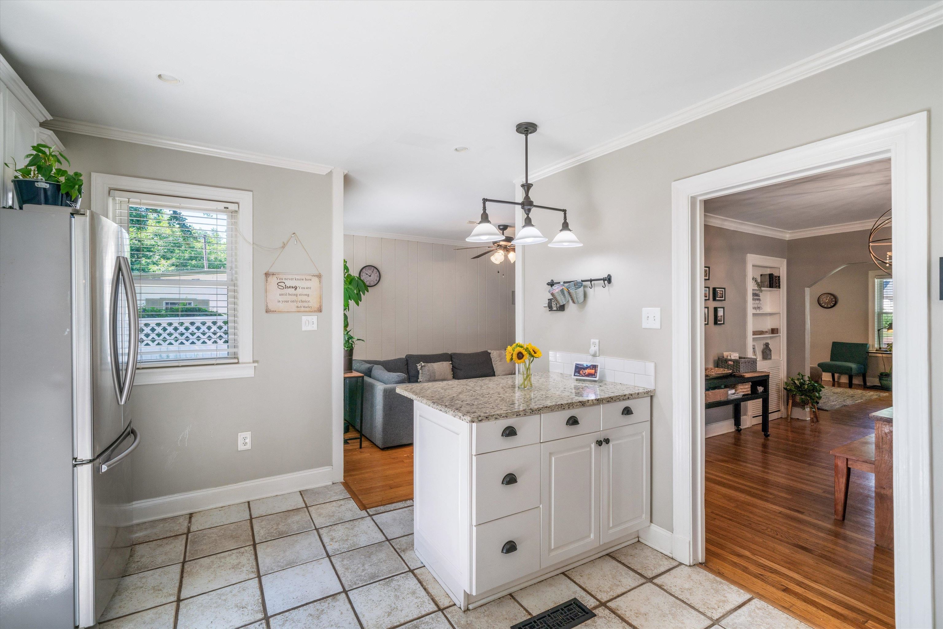 140 ALEXANDER ST