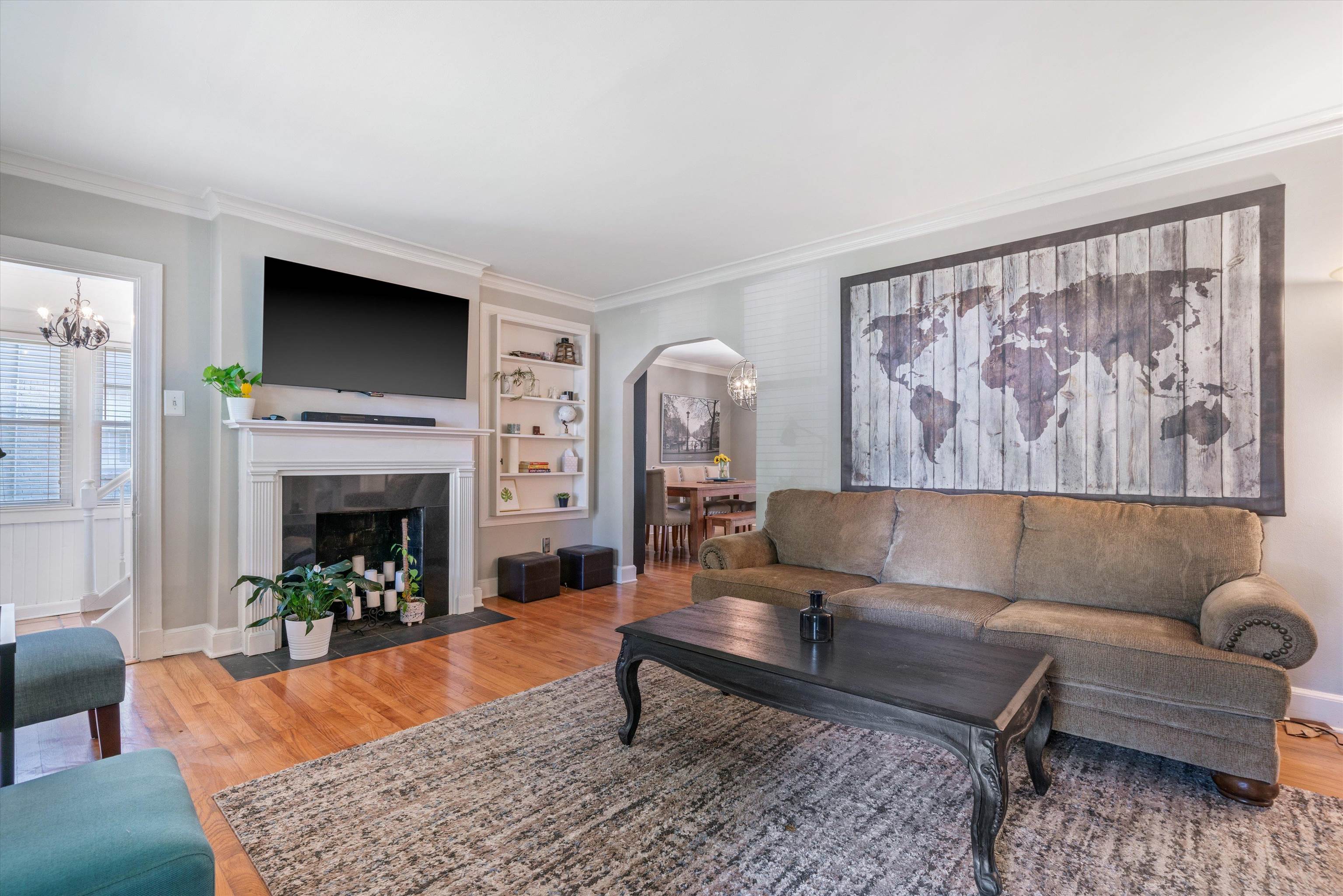 140 ALEXANDER ST
