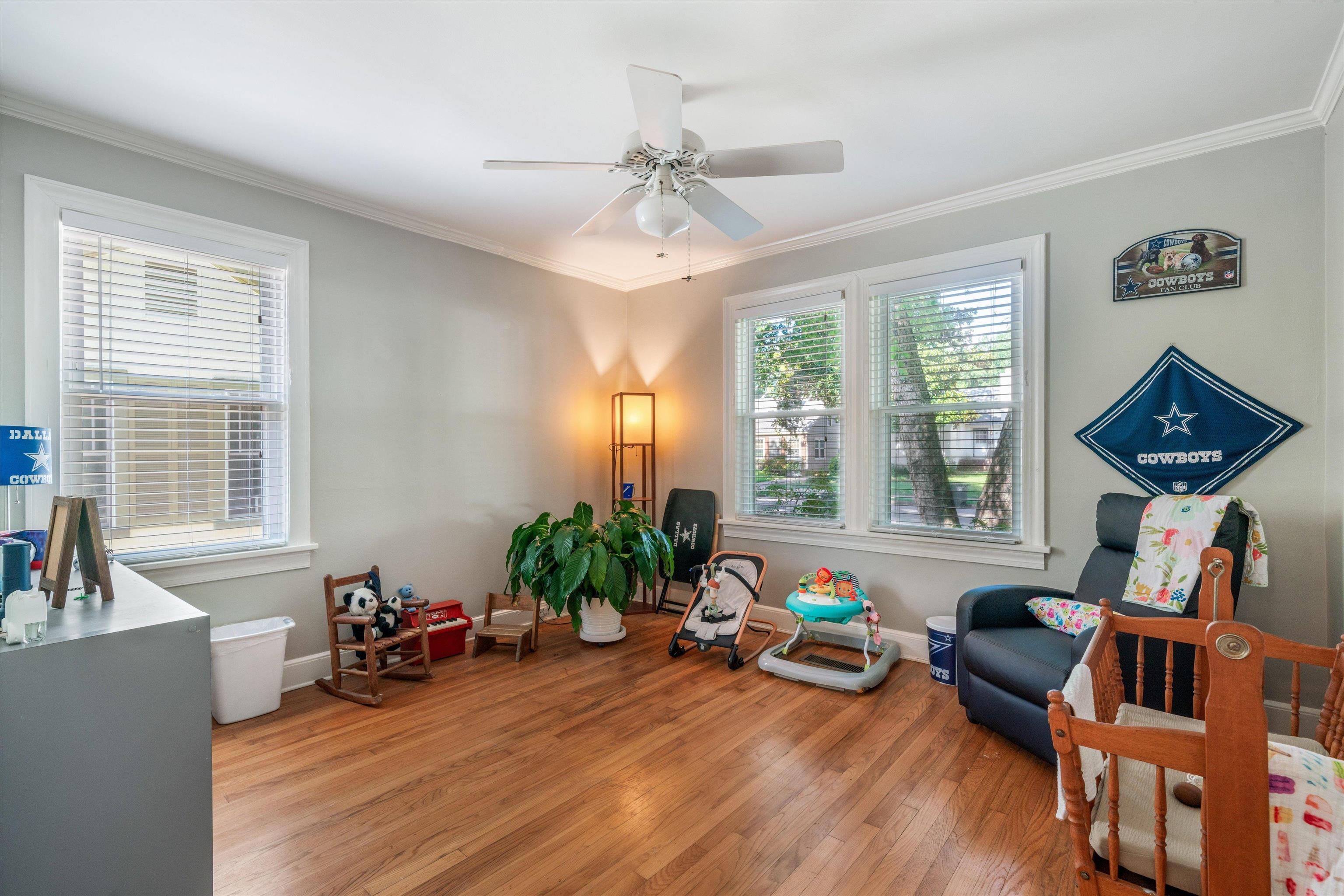 140 ALEXANDER ST