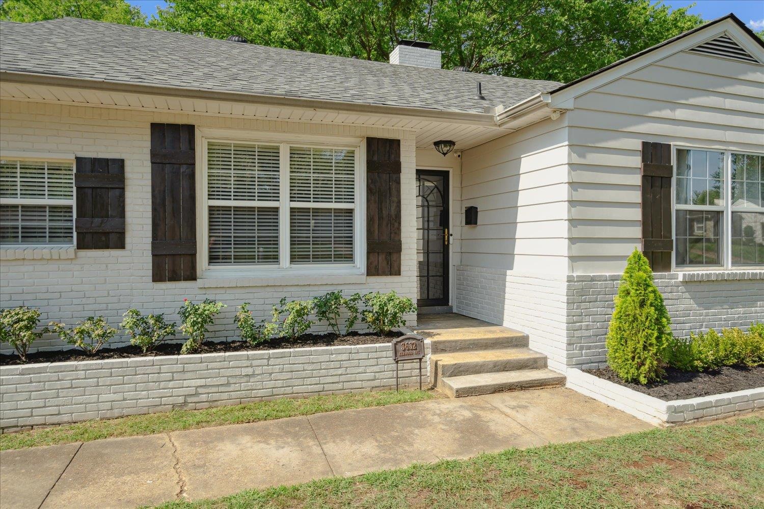3632 KENWOOD AVE