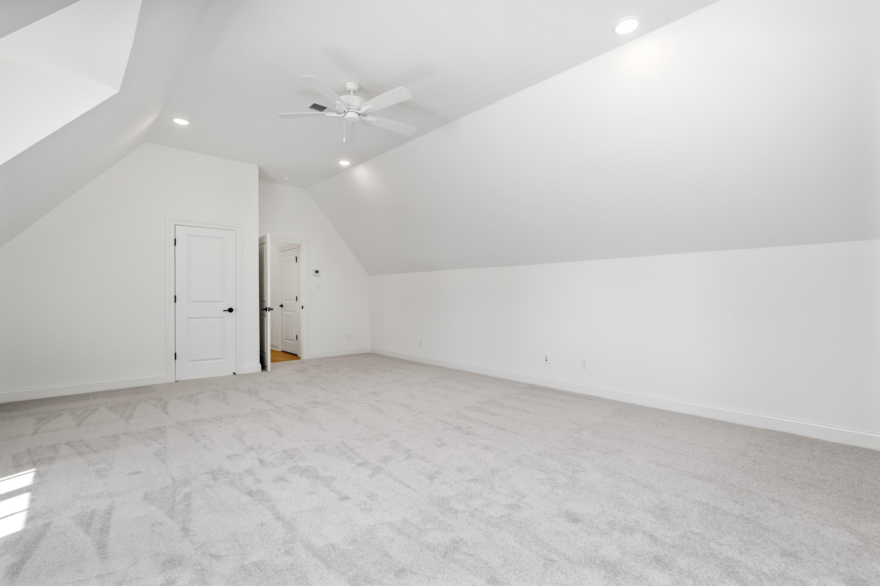 5360 WHEATON PARK CT