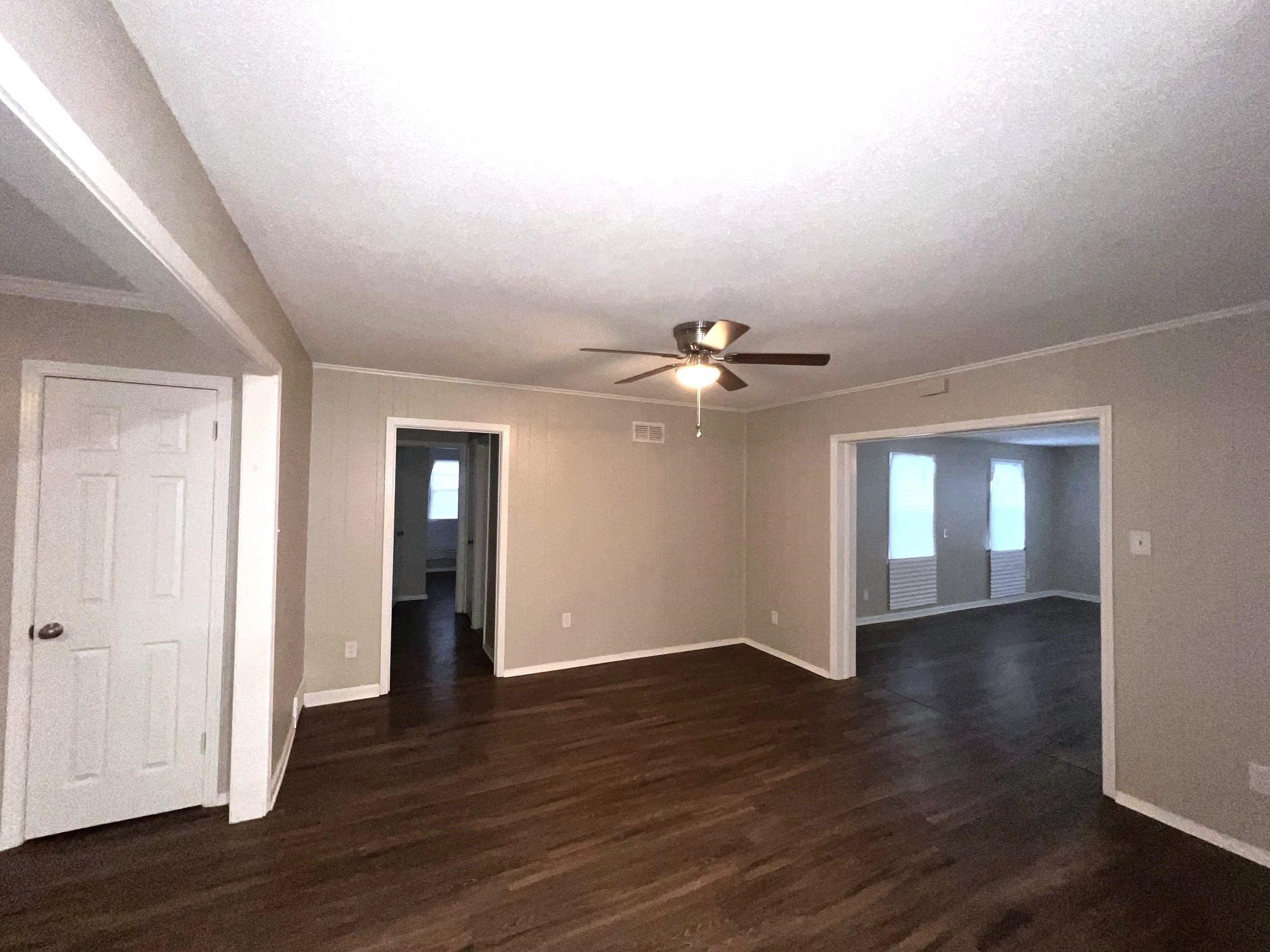 1314 HEATHCLIFF DR
