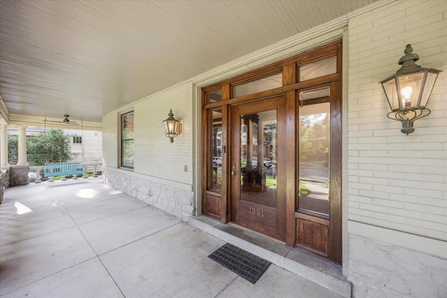1391 VINTON AVE