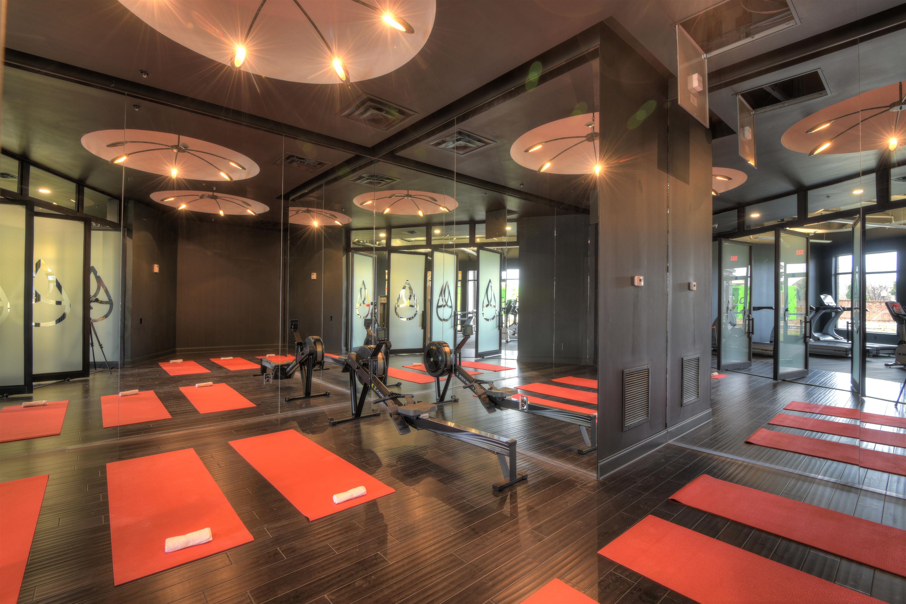 717 RIVERSIDE DR Unit: 1204