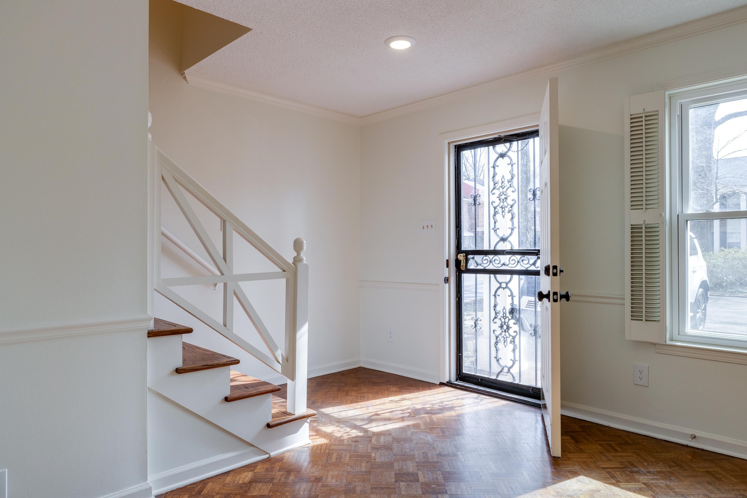 867 S YATES RD Unit: 2