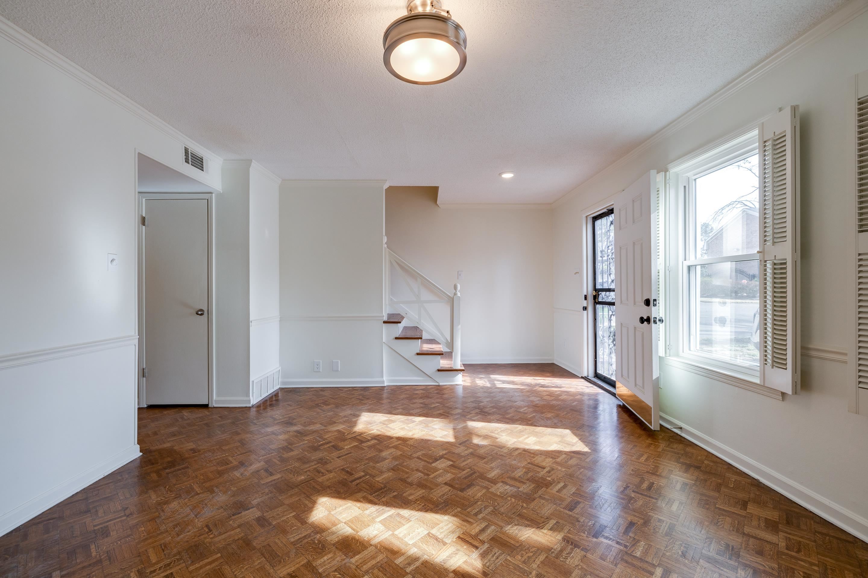 867 S YATES RD Unit: 2