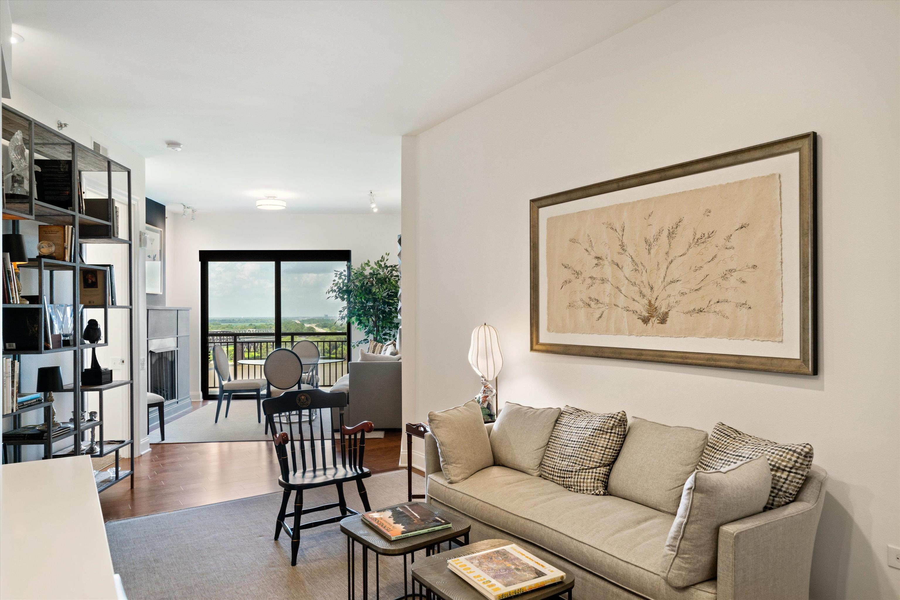 717 RIVERSIDE DR Unit: 1507