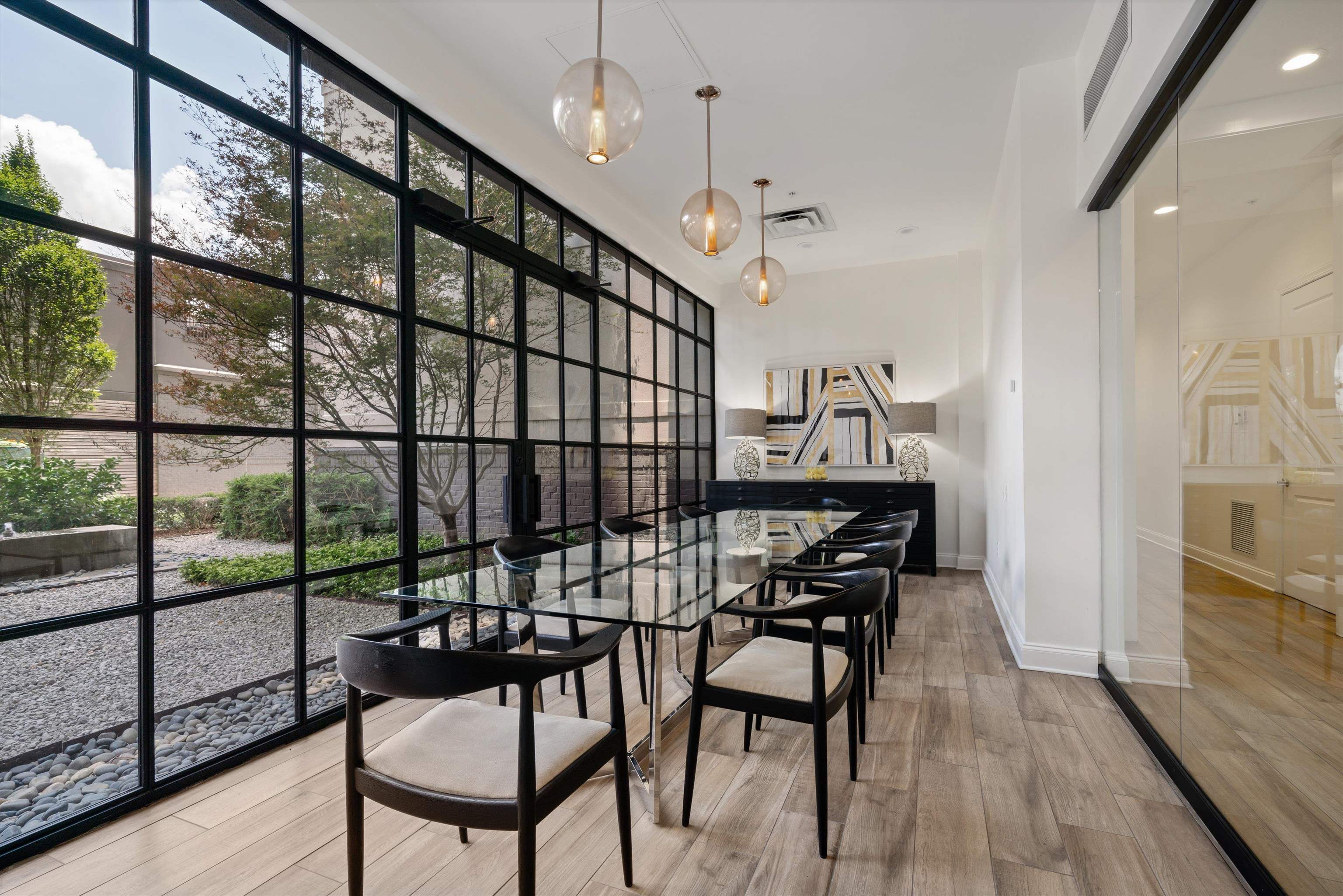 717 RIVERSIDE DR Unit: 1507