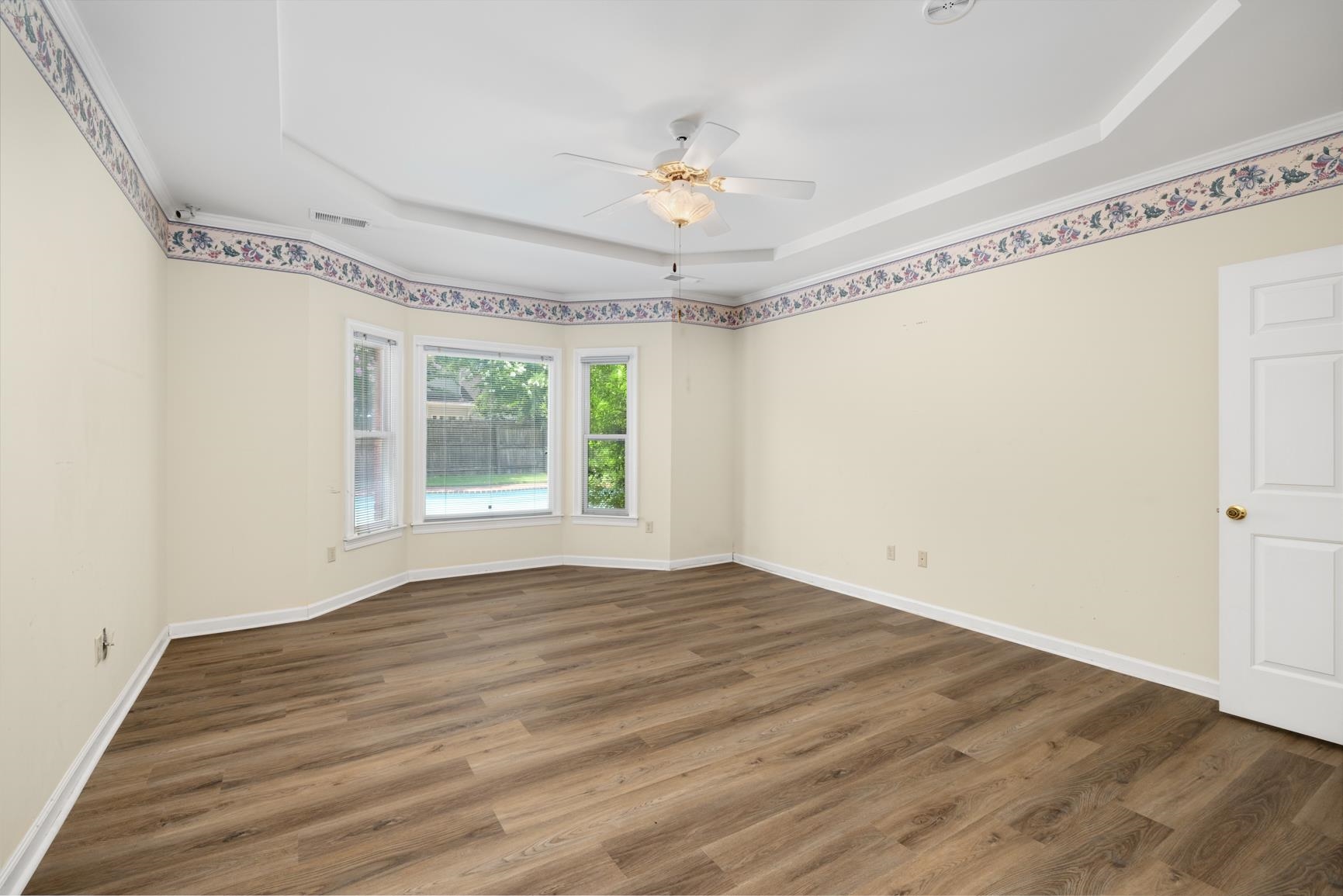 1487 CLAVERTON CV