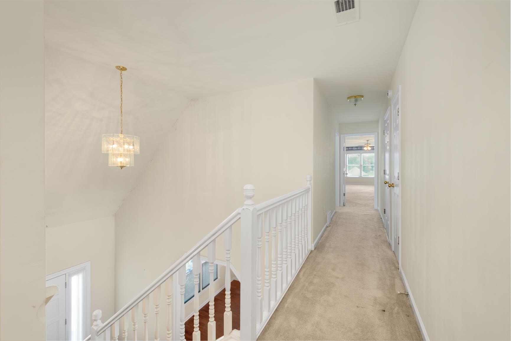 1487 CLAVERTON CV