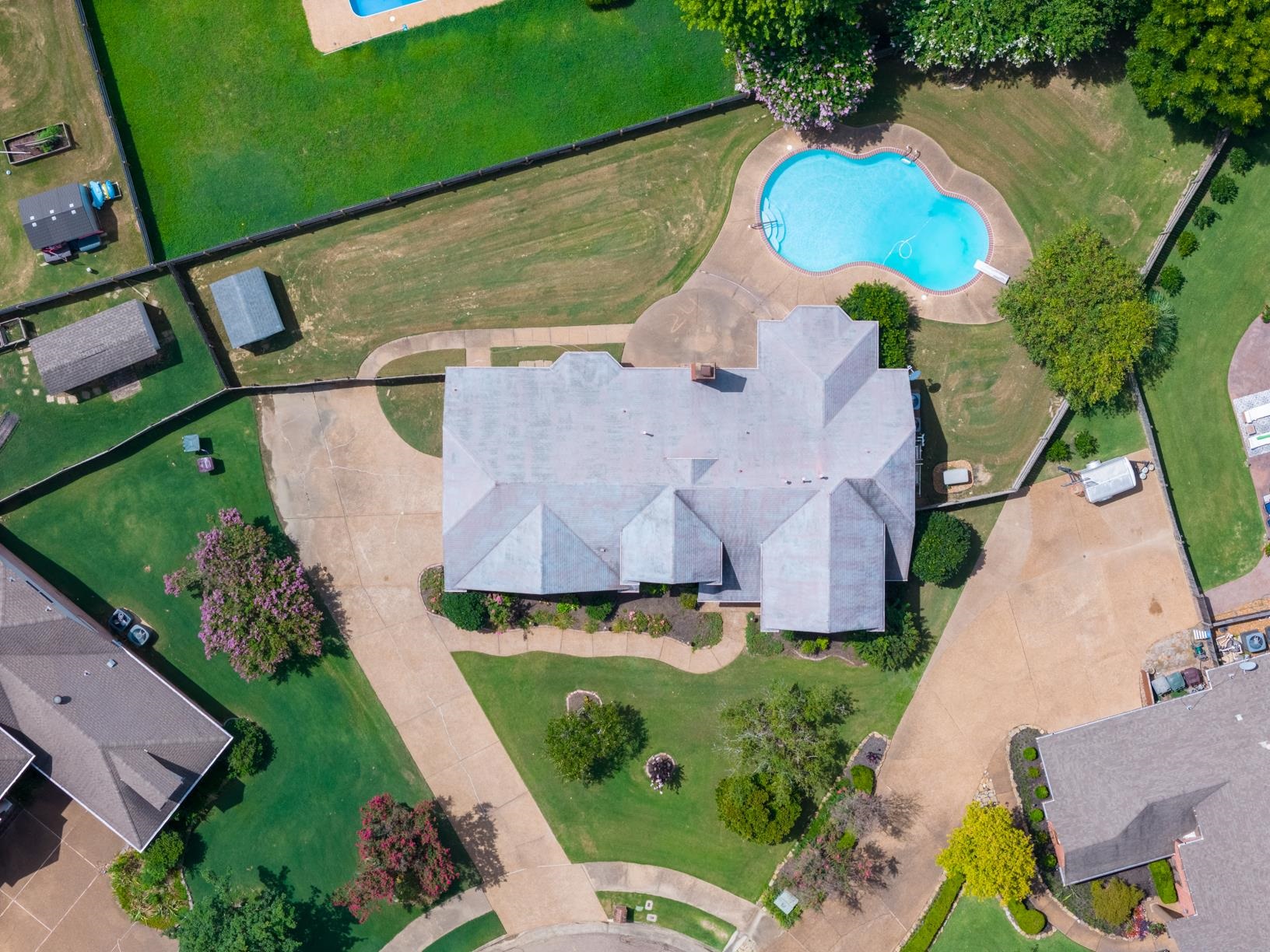 1487 CLAVERTON CV